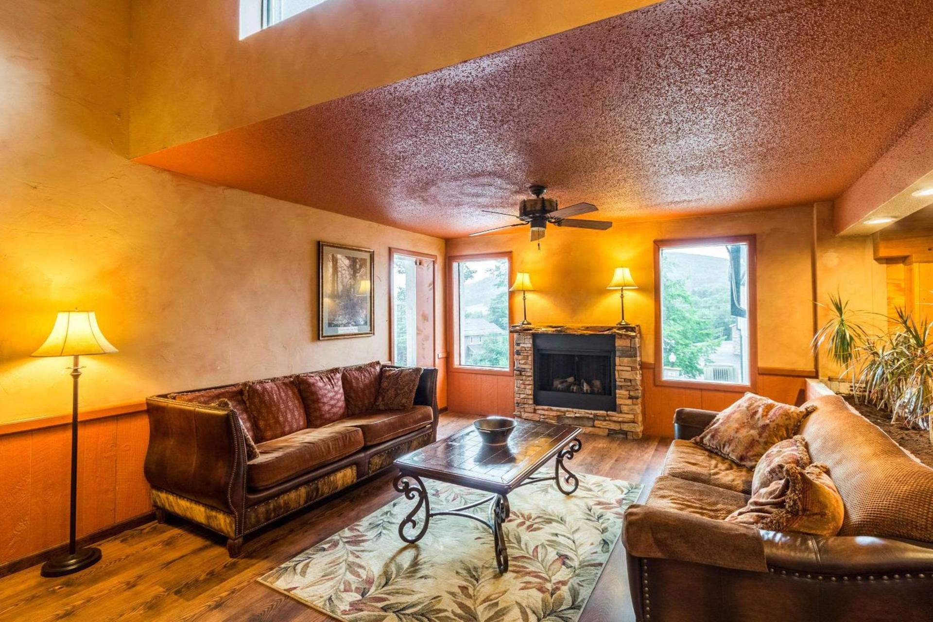 Quaint Inn & Suites photo 28
