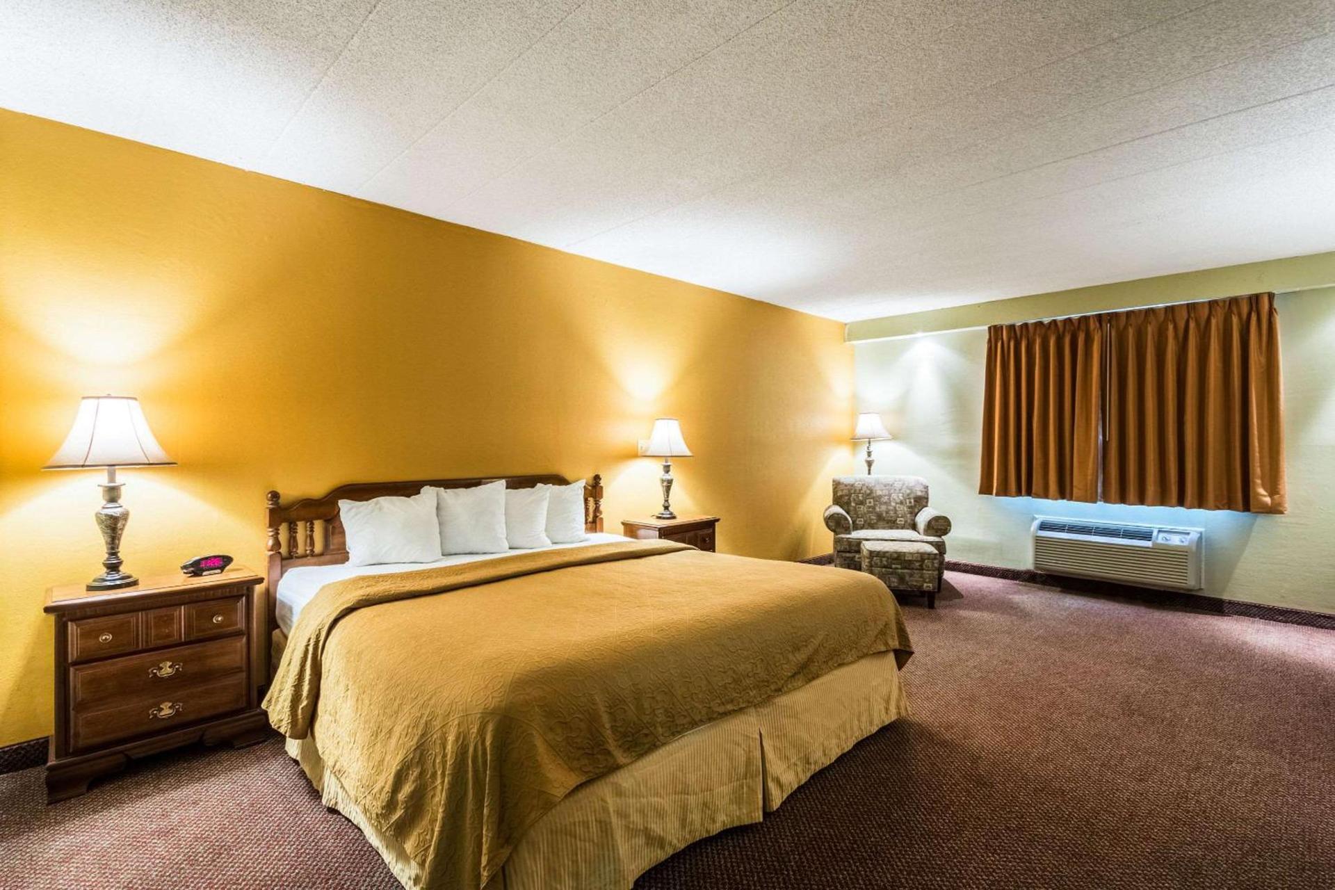 Quaint Inn & Suites photo 13