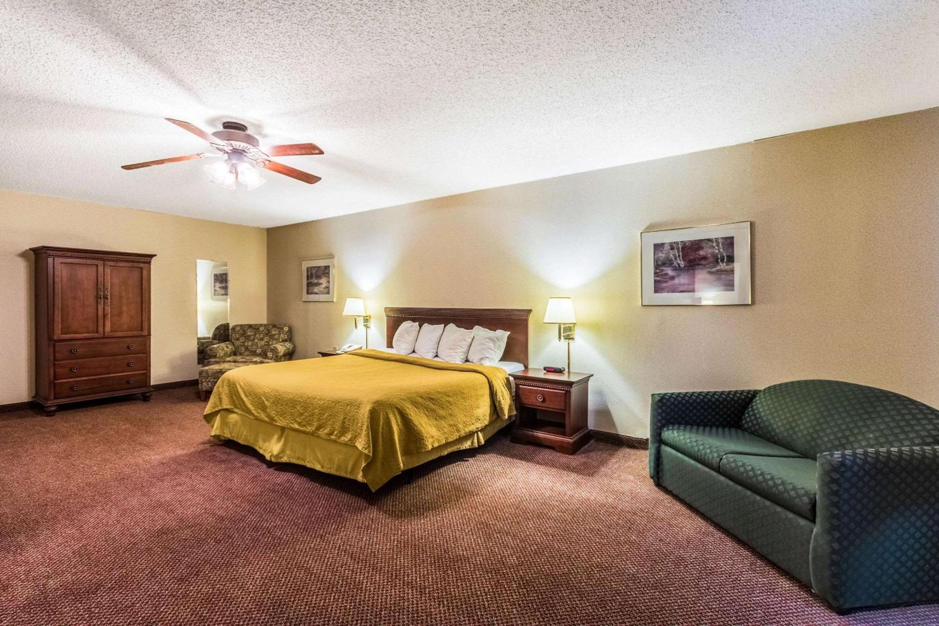 Quaint Inn & Suites photo 20
