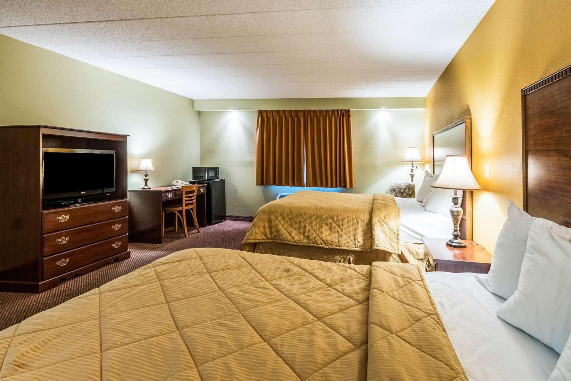 Quaint Inn & Suites photo 23
