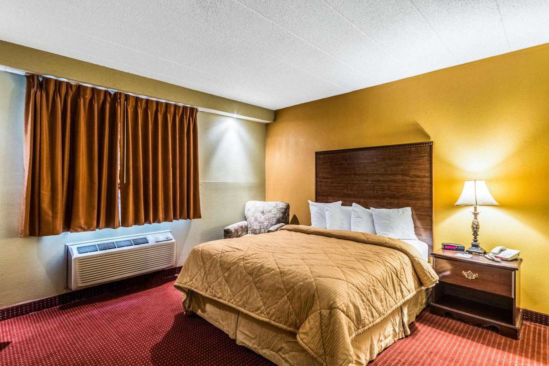 Quaint Inn & Suites photo 26