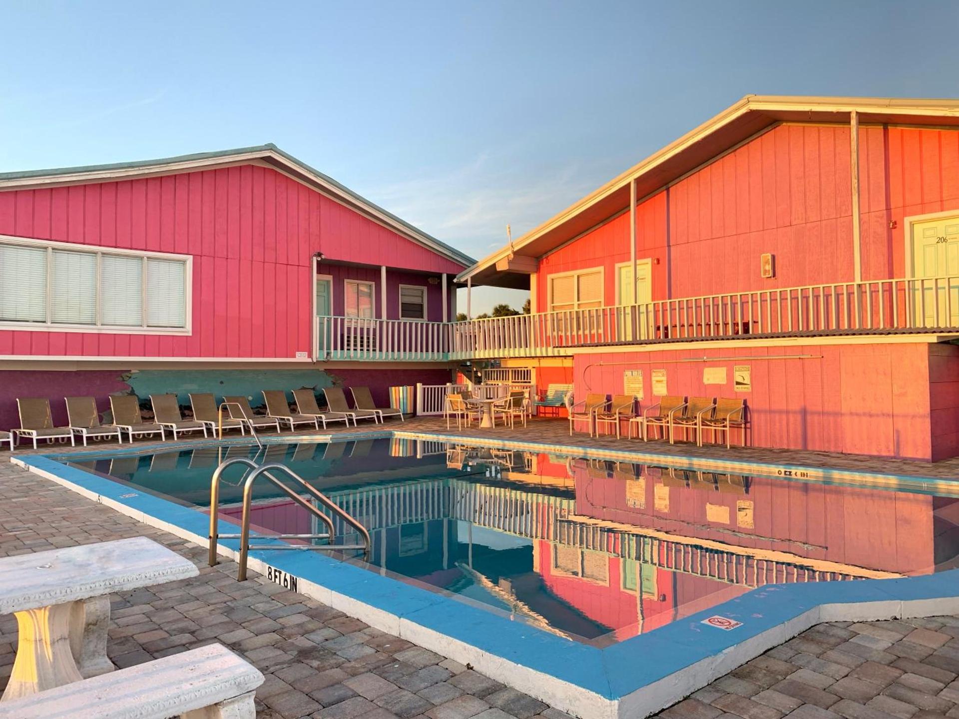 Beach Front Motel Cedar Key photo 41
