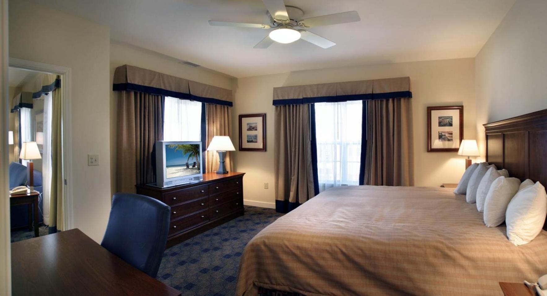 Charwood Suites photo 7