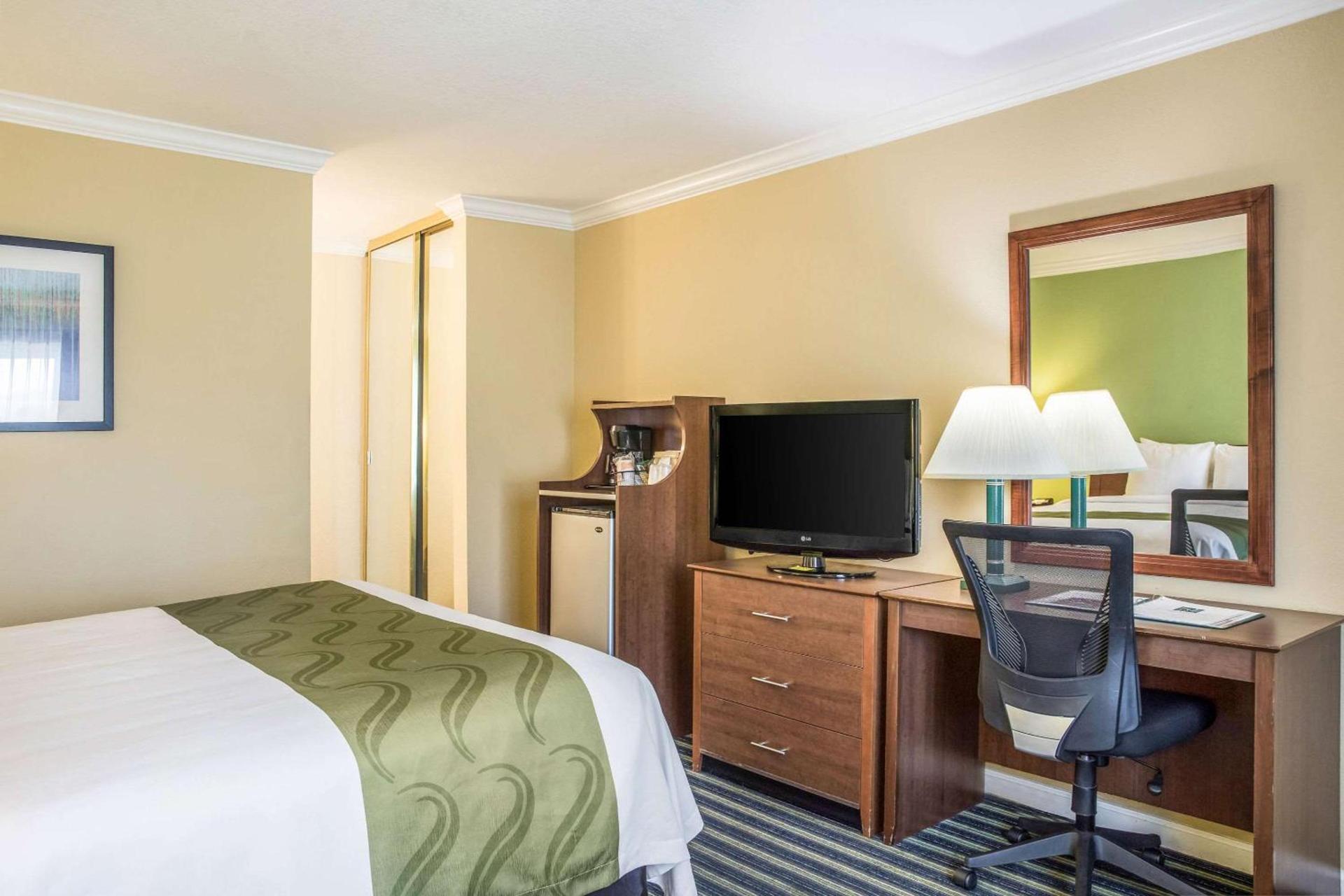 Quality Inn Santa Barbara photo 6
