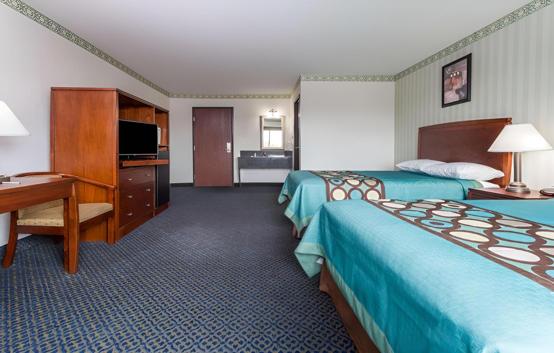 Super 8 by Wyndham Sacramento photo 5