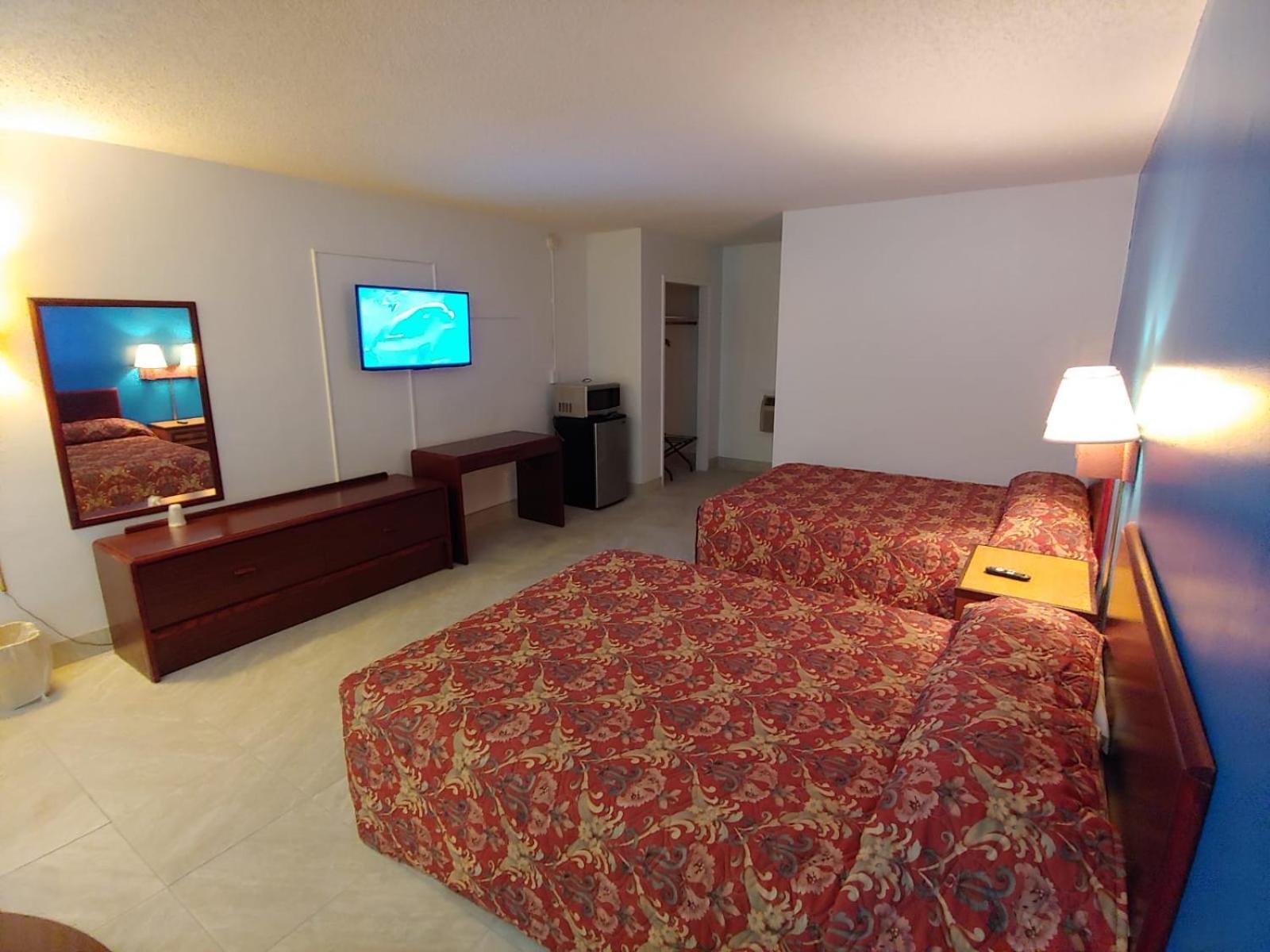 Relax Inn Silver Springs photo 7