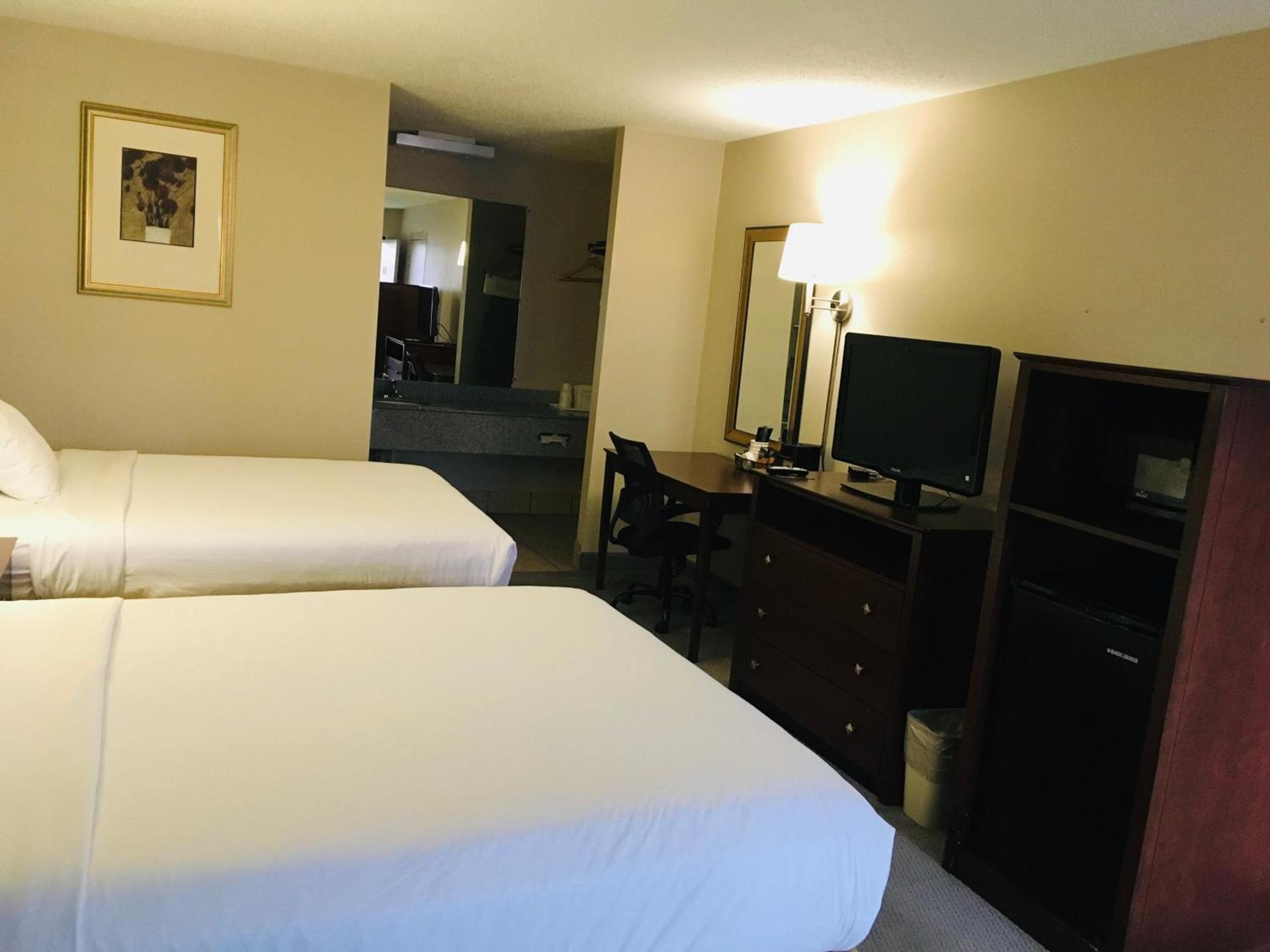 Ramada by Wyndham Batesville photo 15