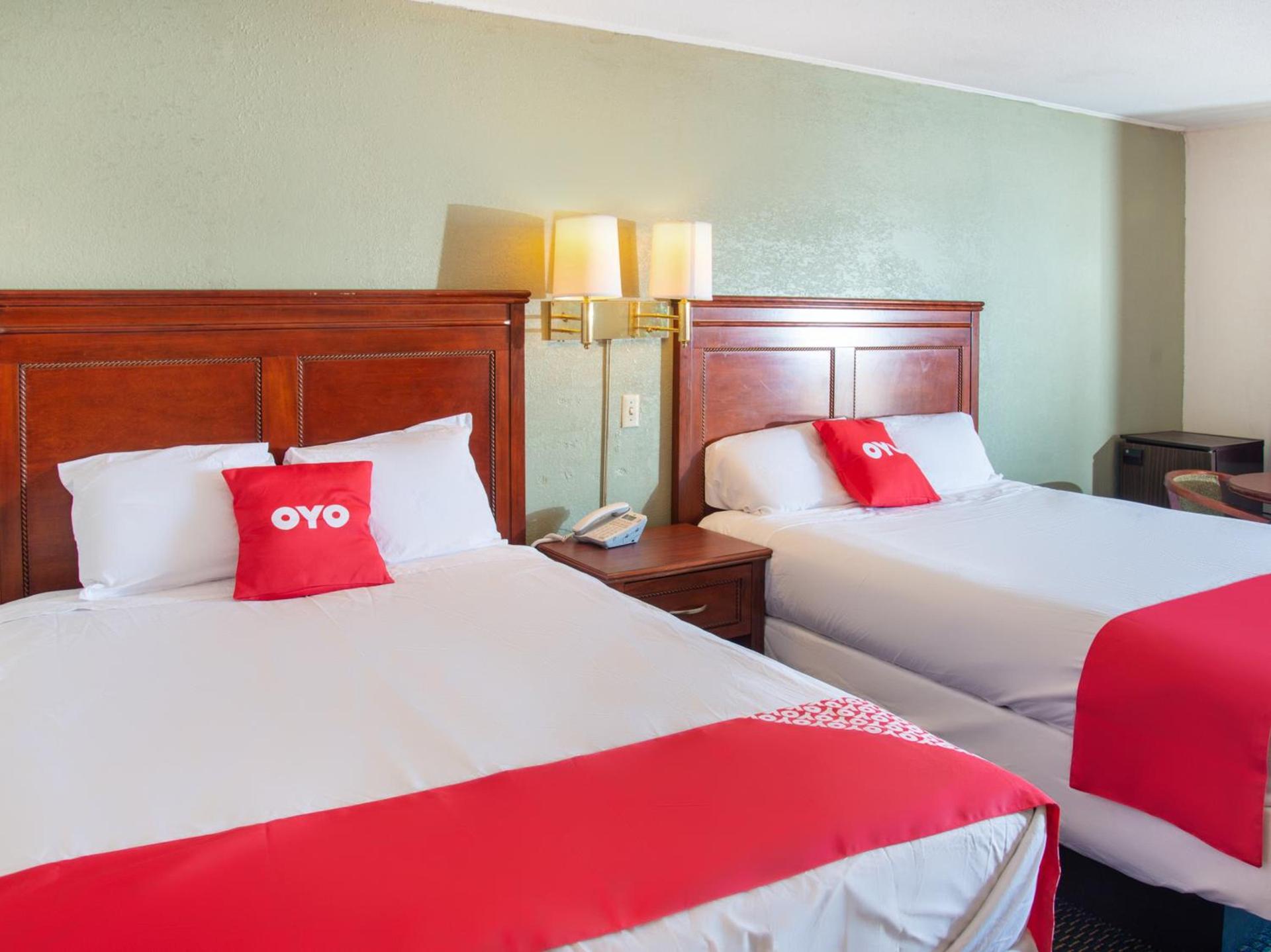 Rest Inn - Extended Stay, I-40 Airport, Wedding & Event Center photo 13