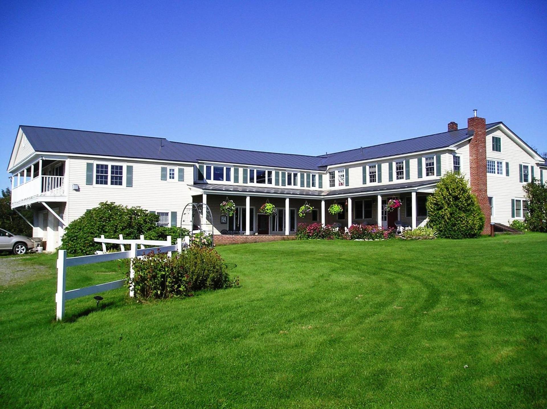 Cooper Hill Inn — hotel in West Dover