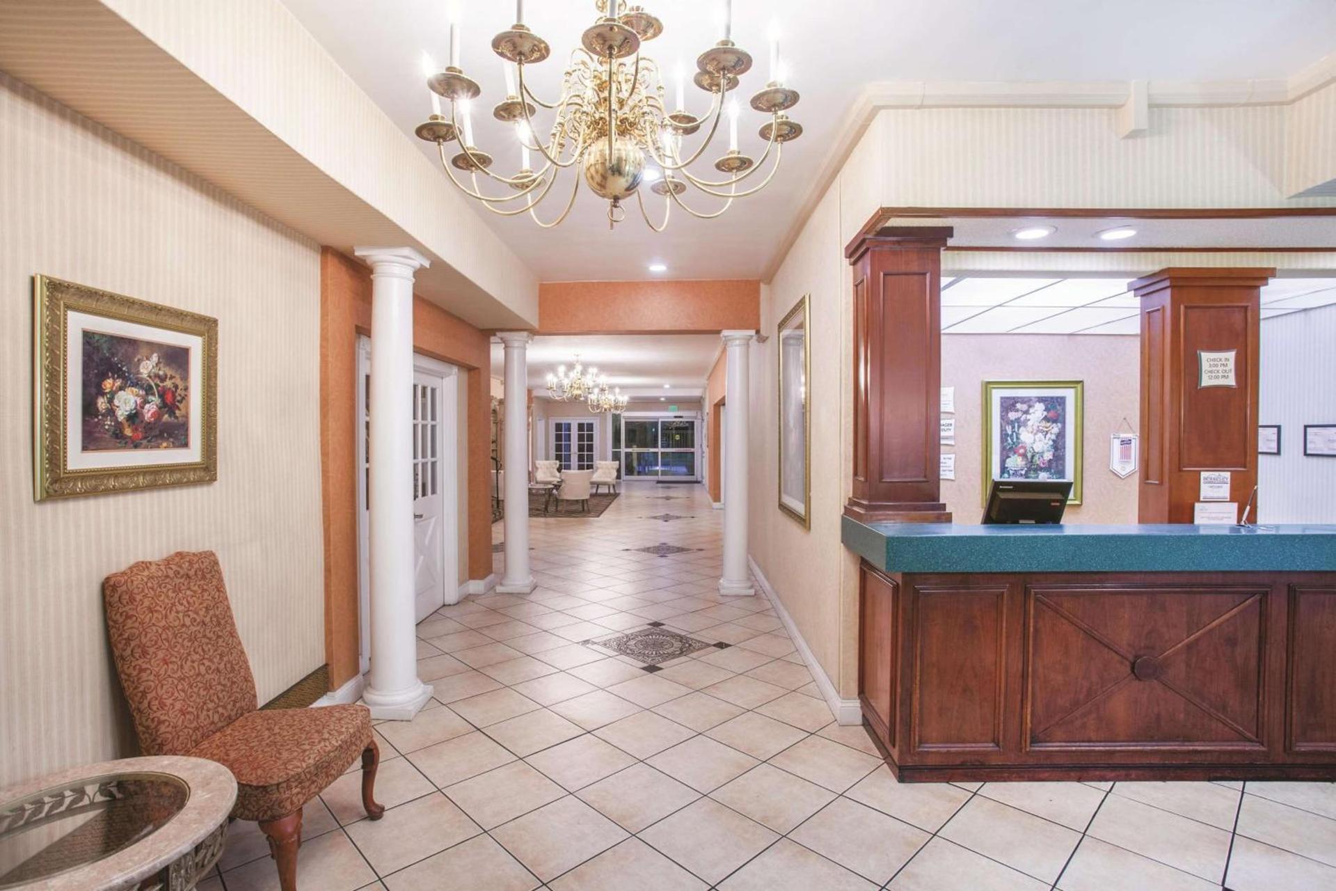 La Quinta Inn by Wyndham Berkeley photo 40