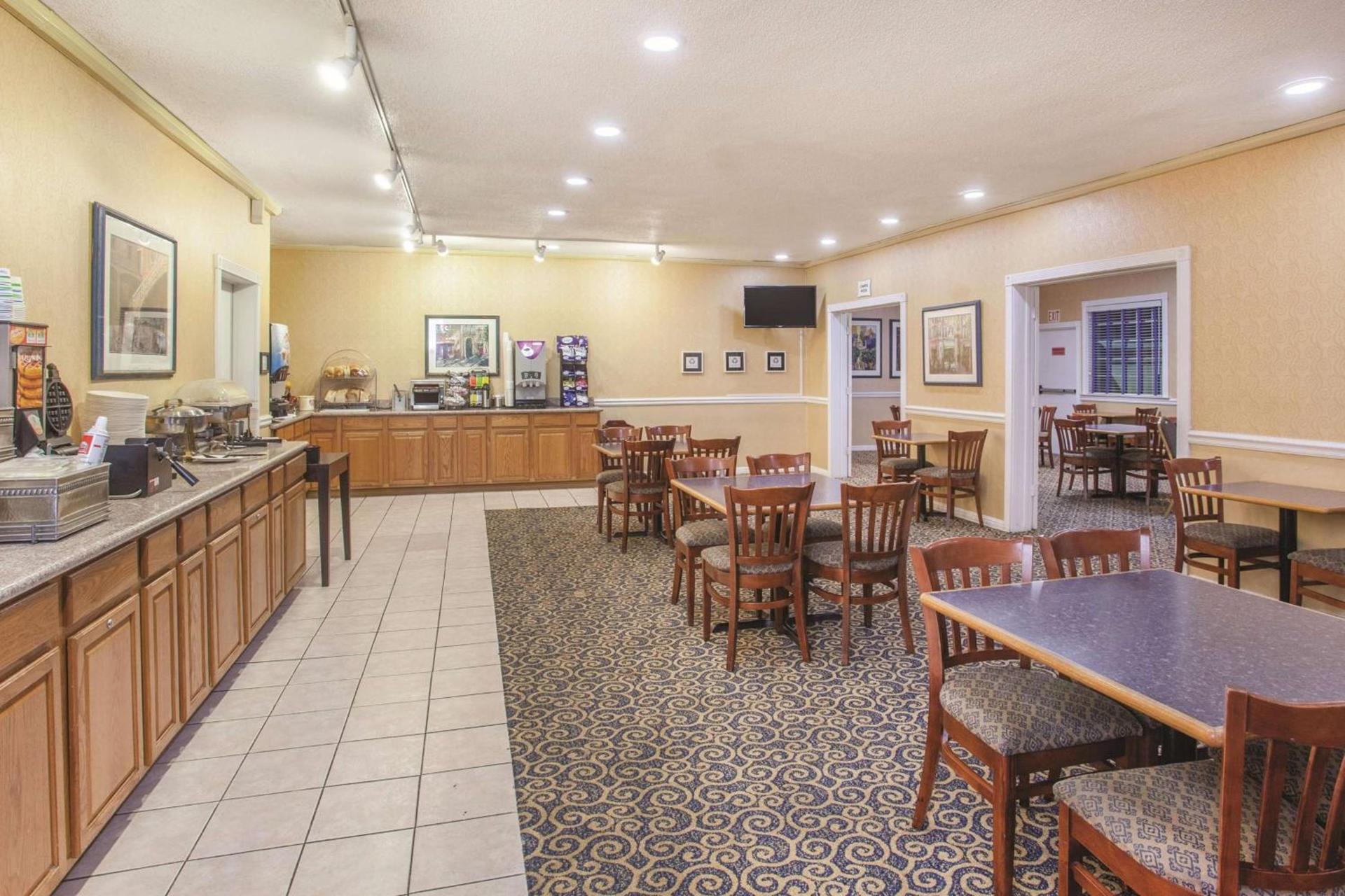 La Quinta Inn by Wyndham Berkeley photo 27