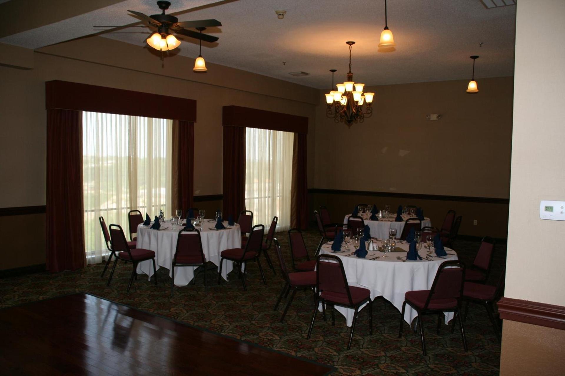 Grand Plaza Hotel Branson photo 20