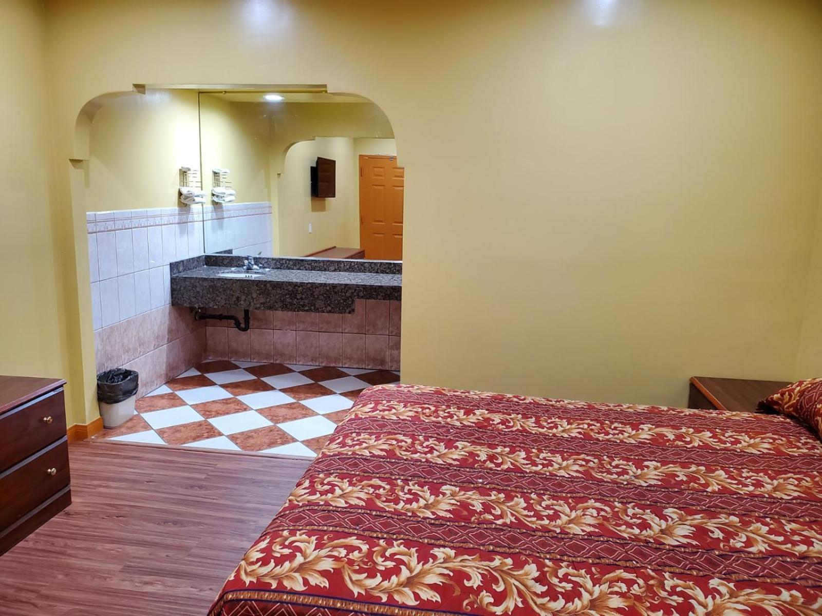 Sunrise Inn photo 14