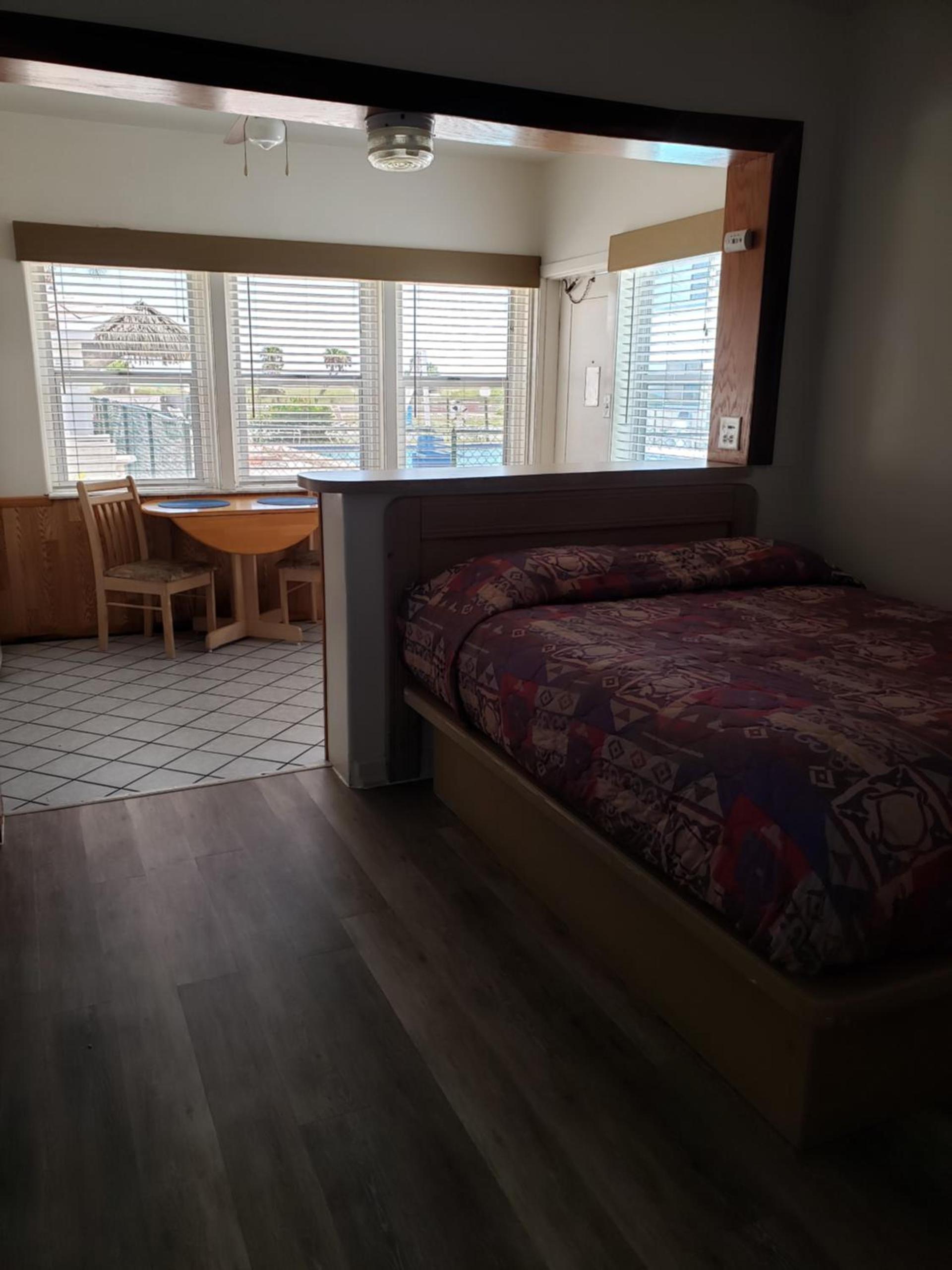 Arvilla Motel photo 8