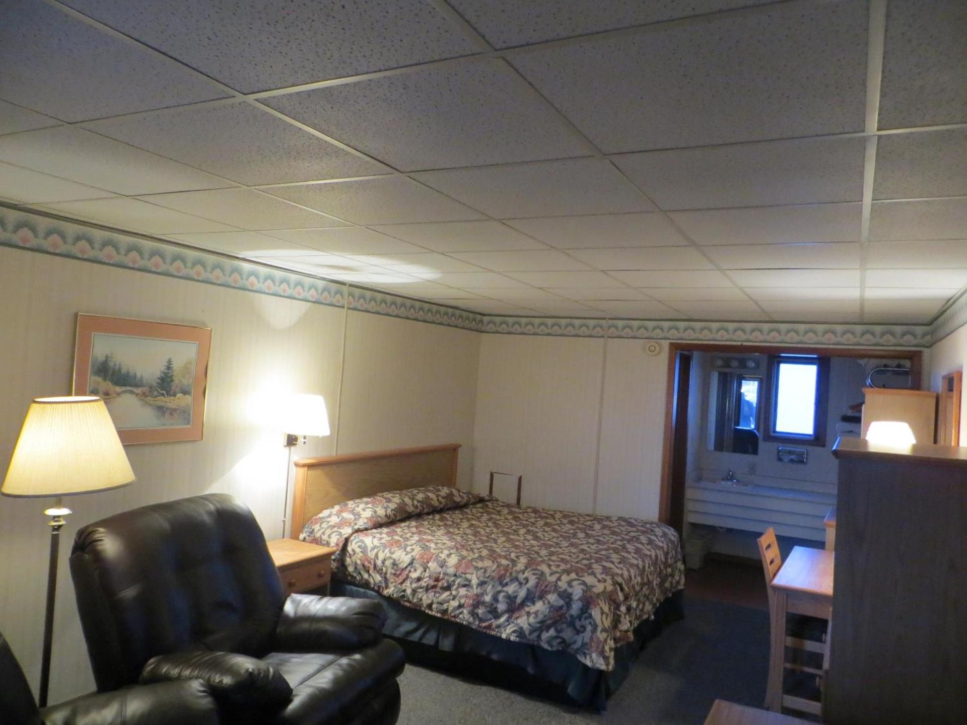 Midtown Western Inn - Kearney photo 5