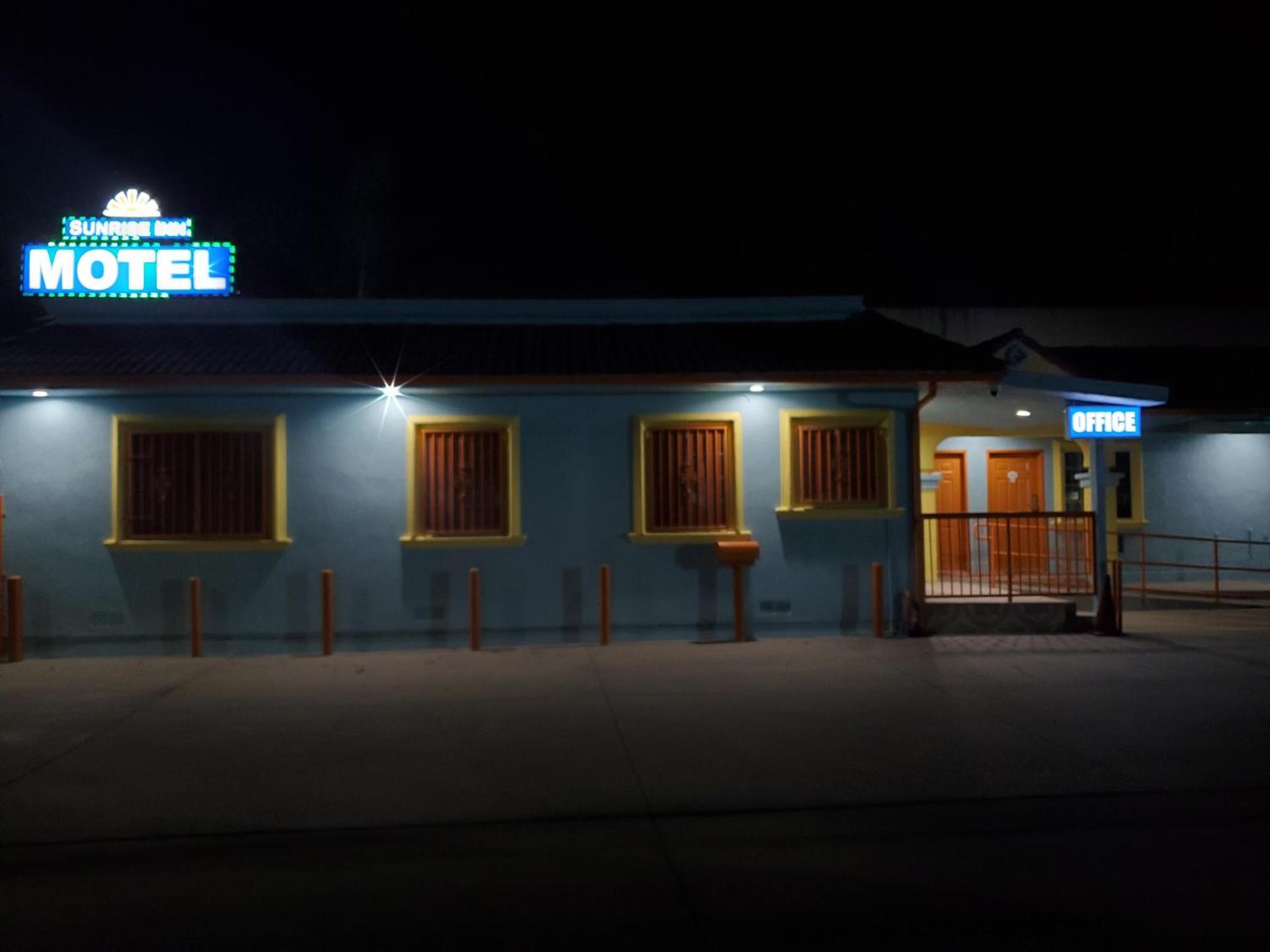 Sunrise Inn photo 2