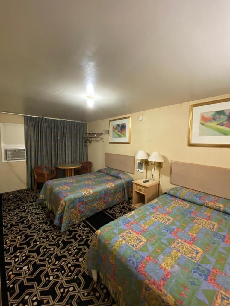 Budget Inn photo 4