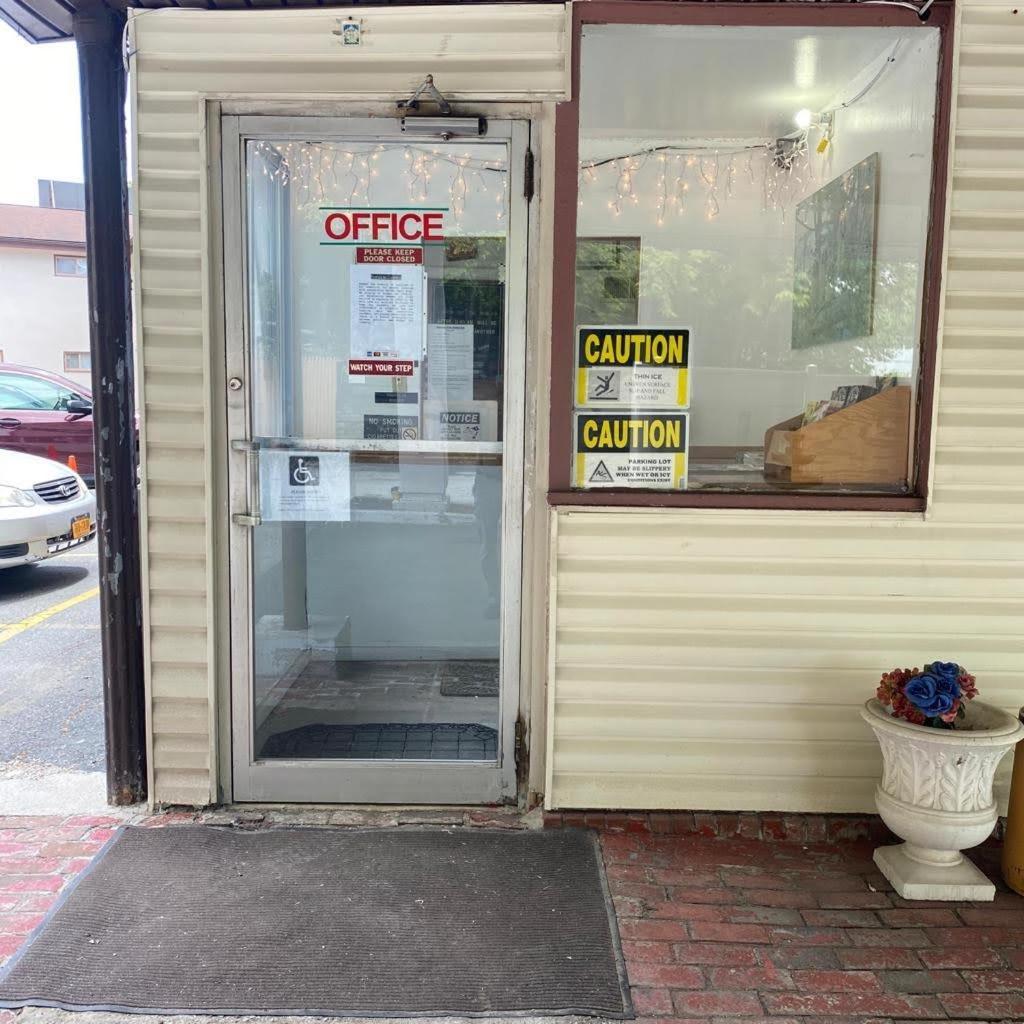 Budget Inn photo 19