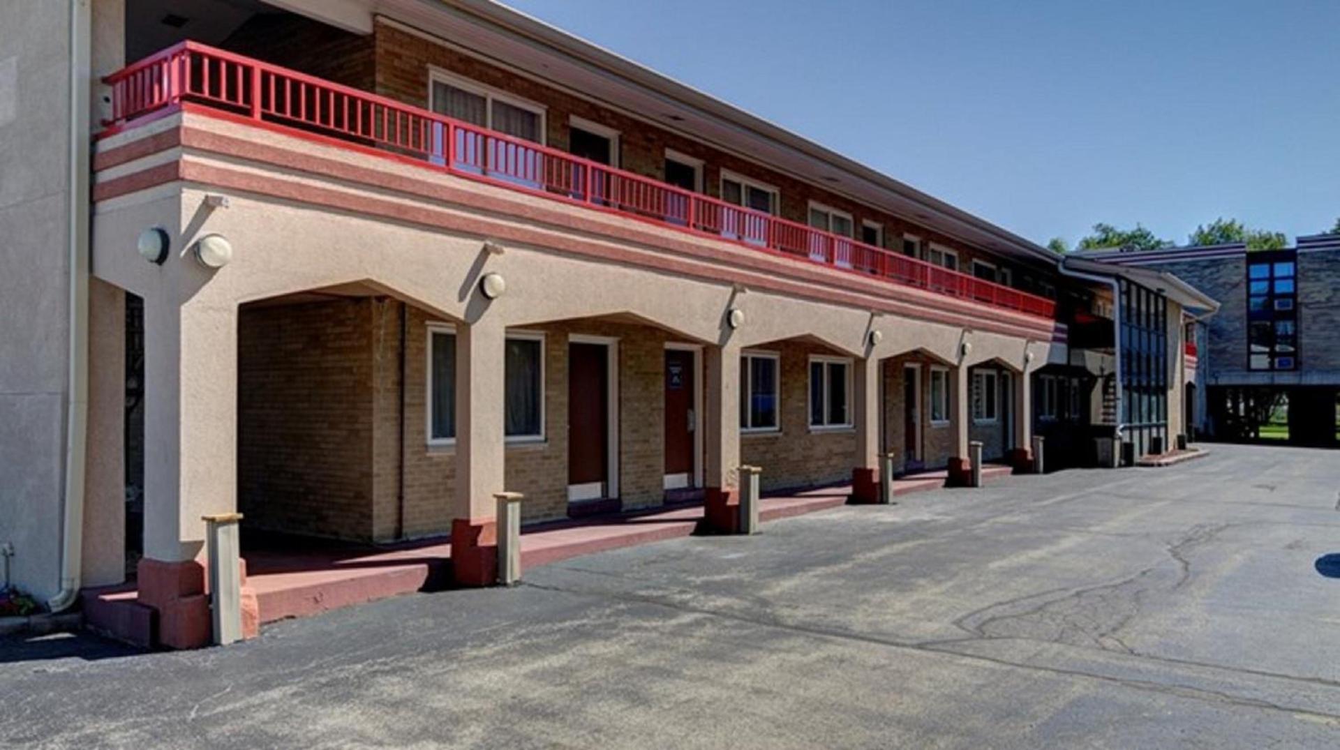 Fairbridge Inn Express - Barrington photo 19