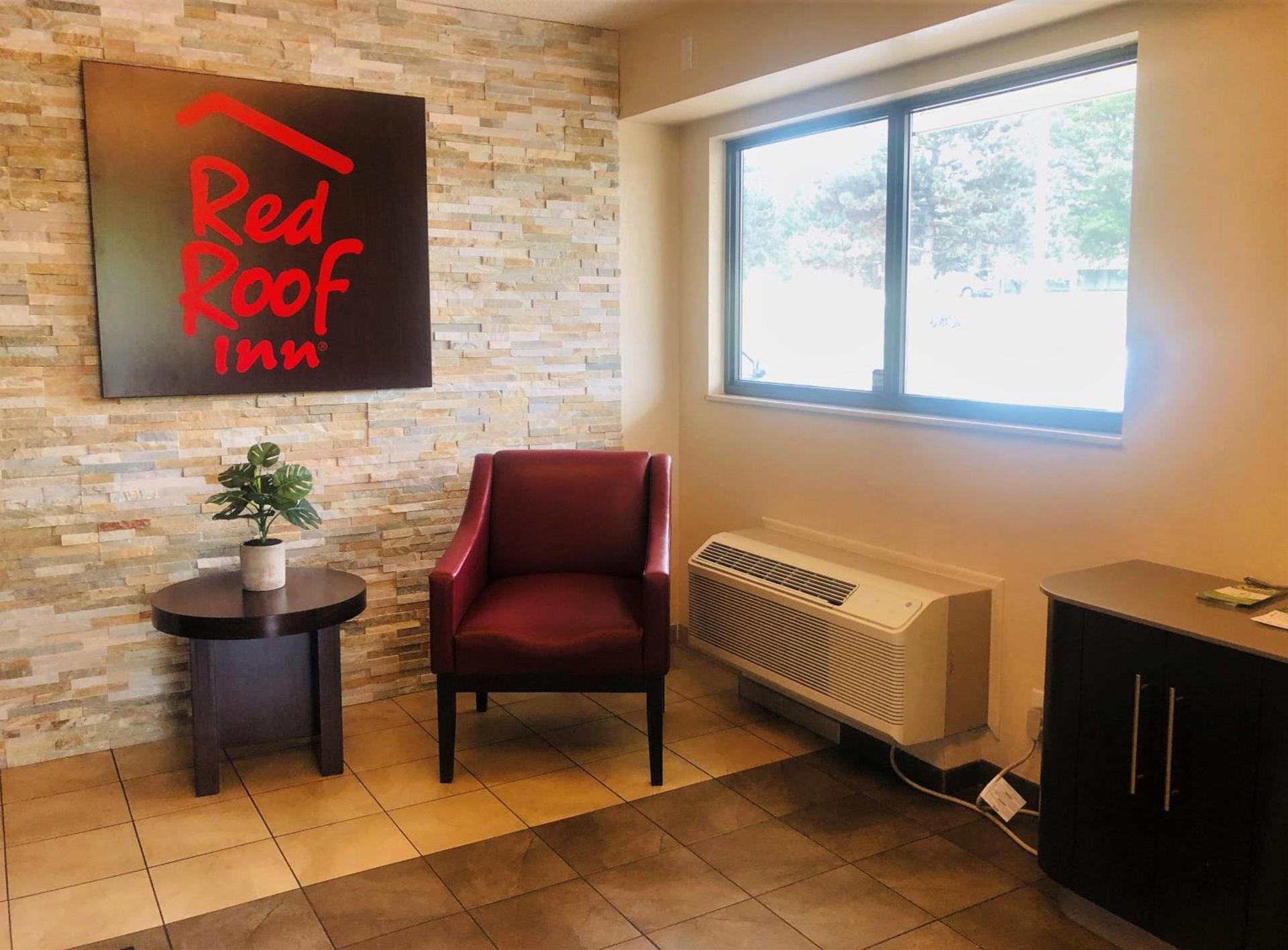 Red Roof Inn Bridgeton photo 2