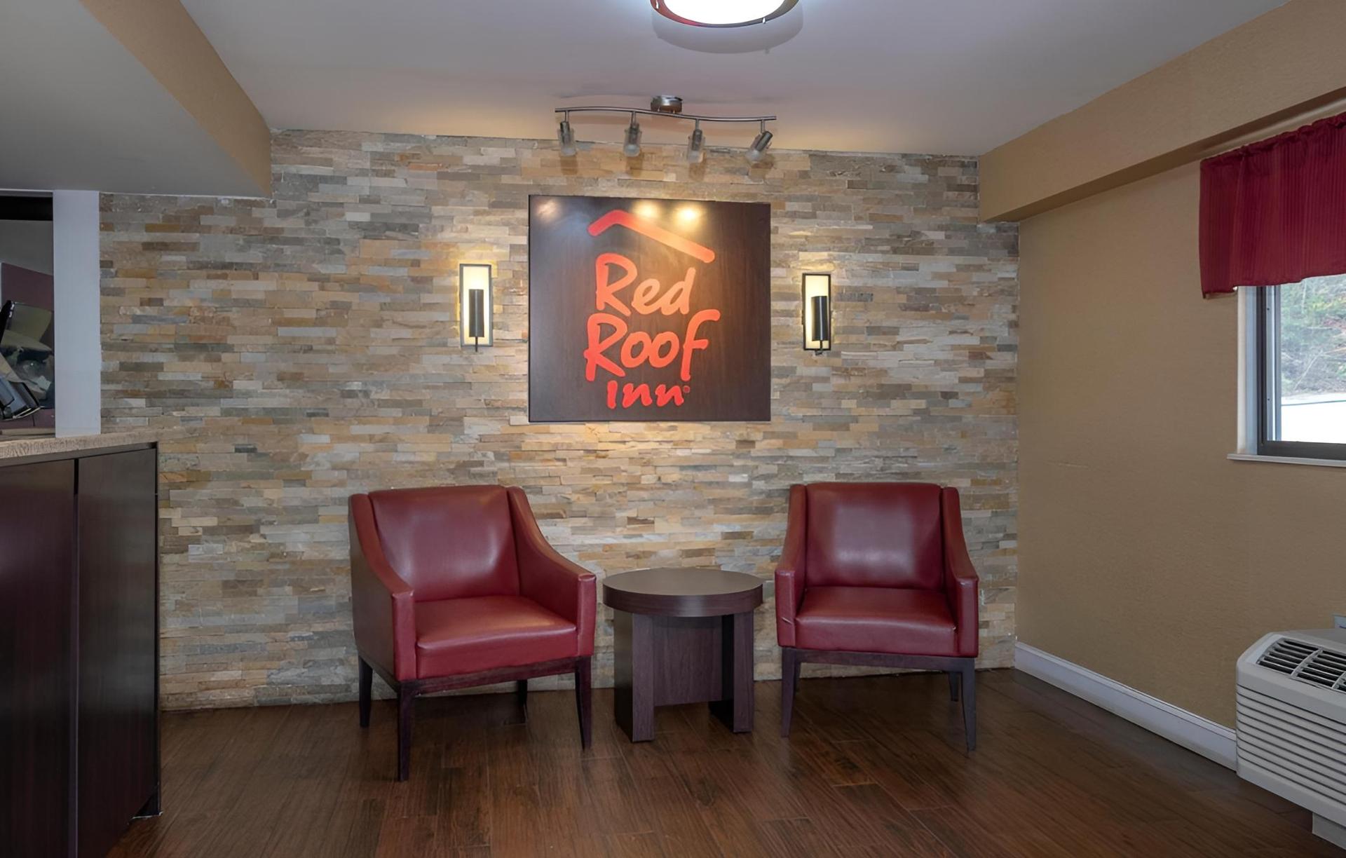 Red Roof Inn Columbia West, SC photo 2