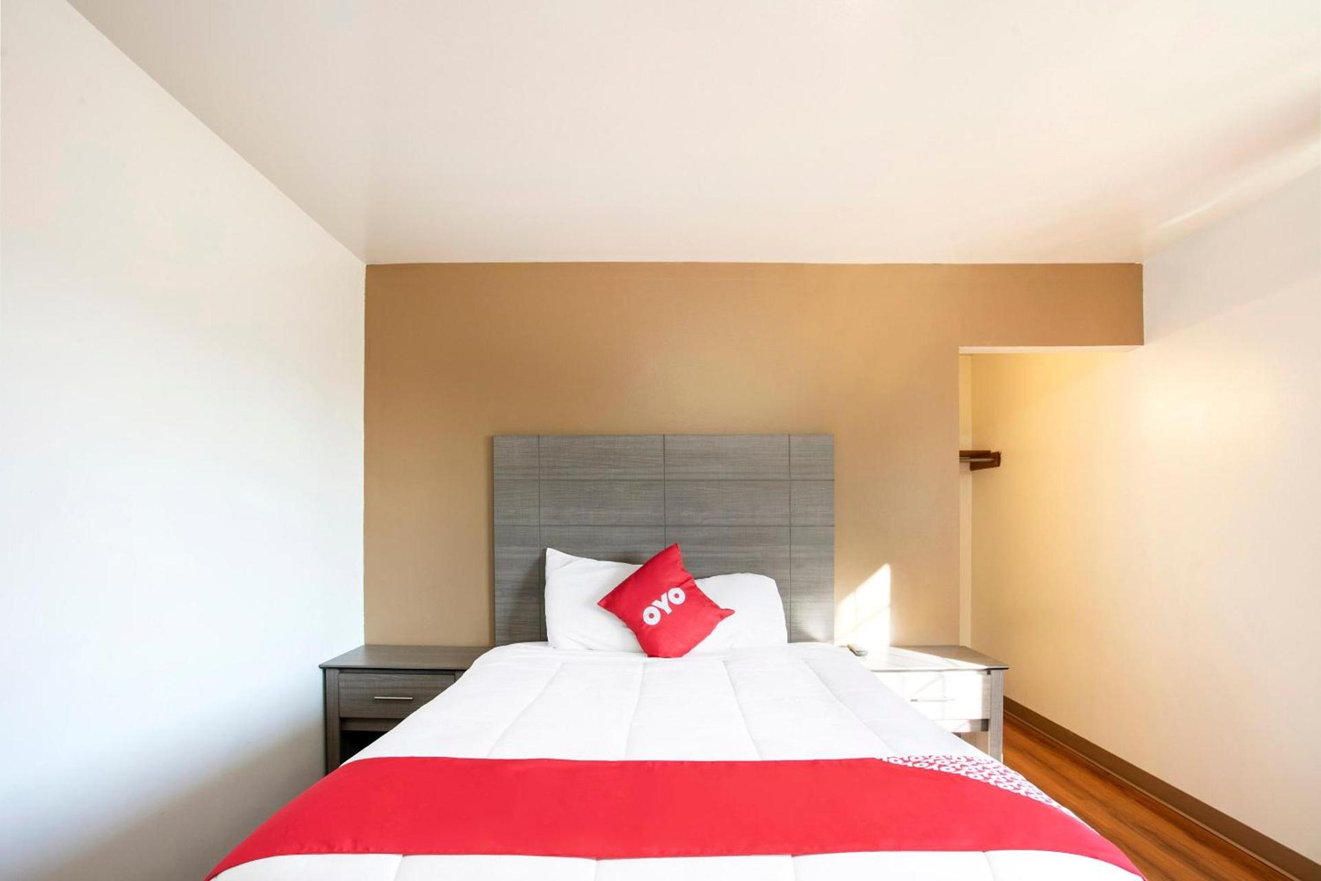 OYO Hotel Kalama photo 17