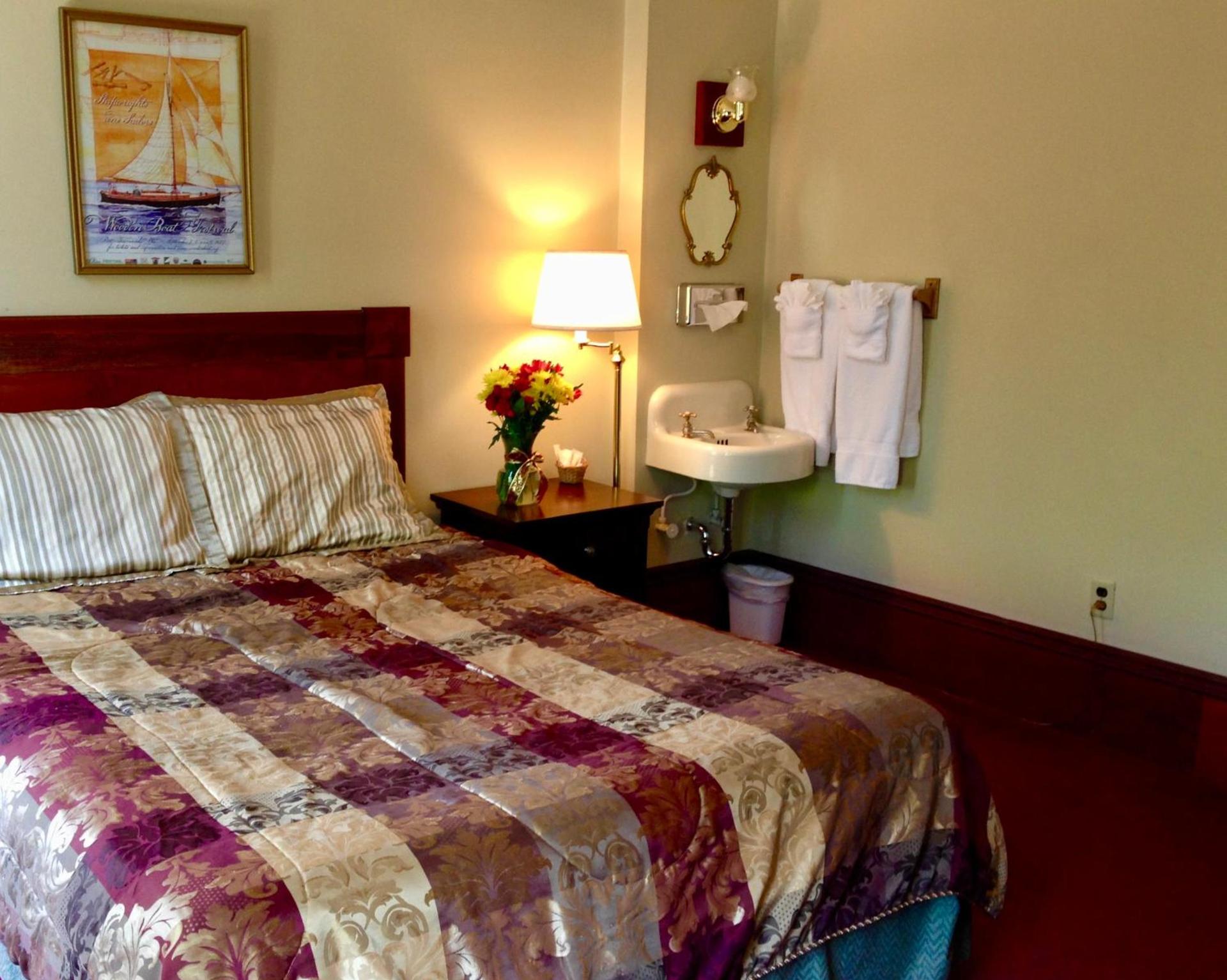 The Monarch Hotel photo 40