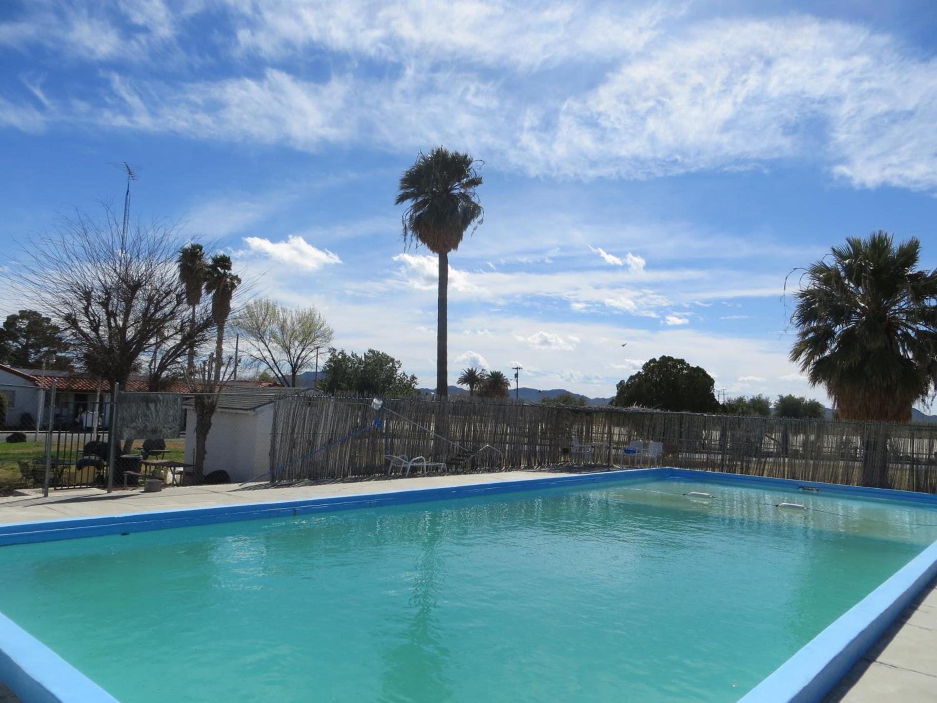 Sheffler's Motel photo 2