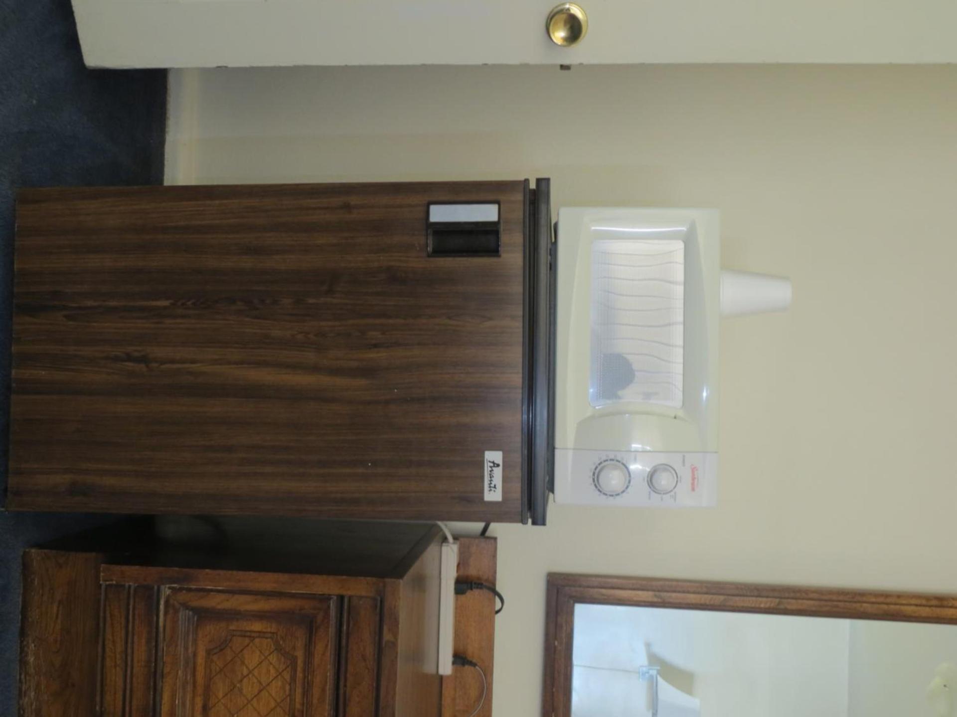 Sheffler's Motel photo 12