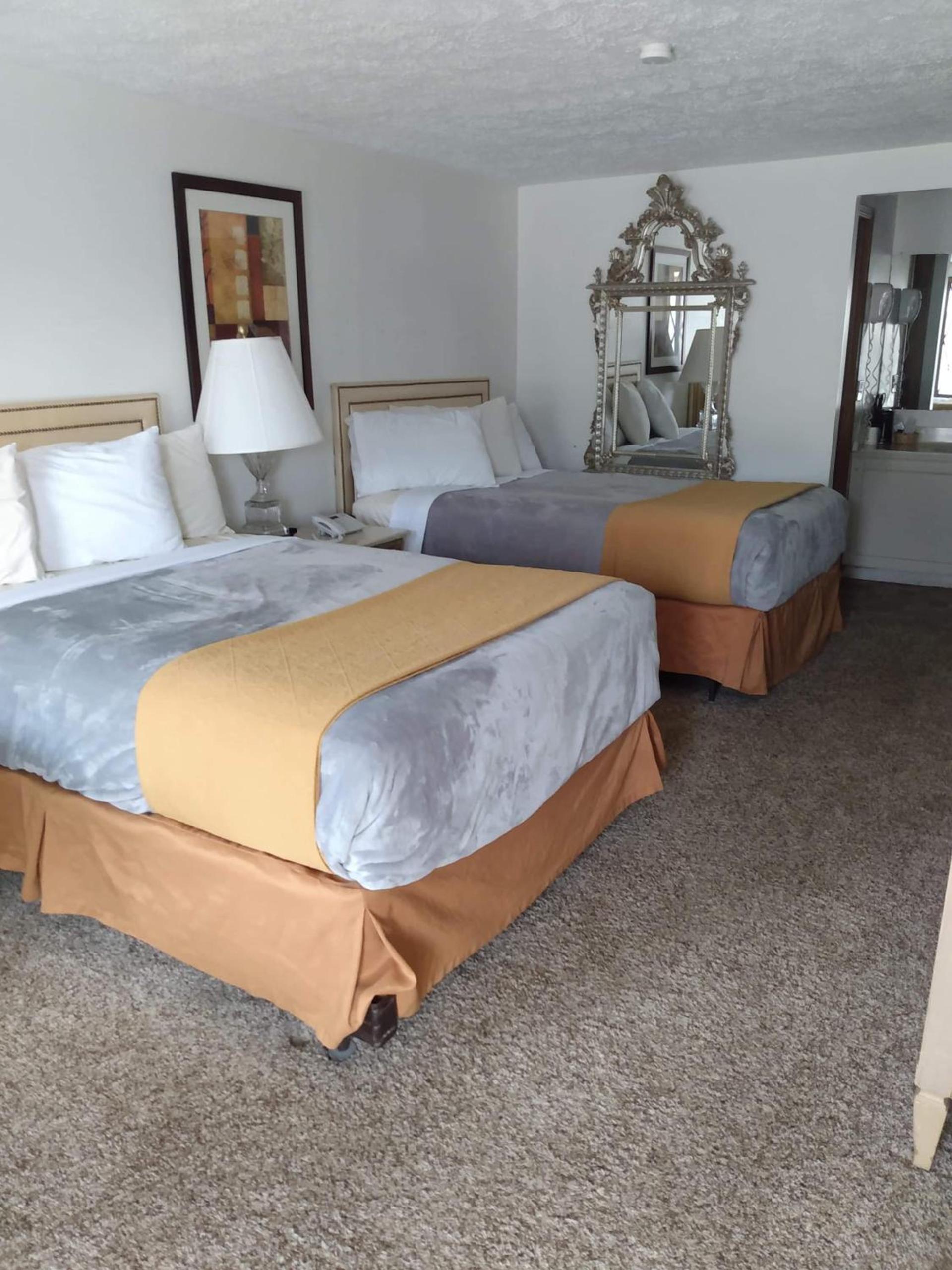 Deer Creek Motel photo 11