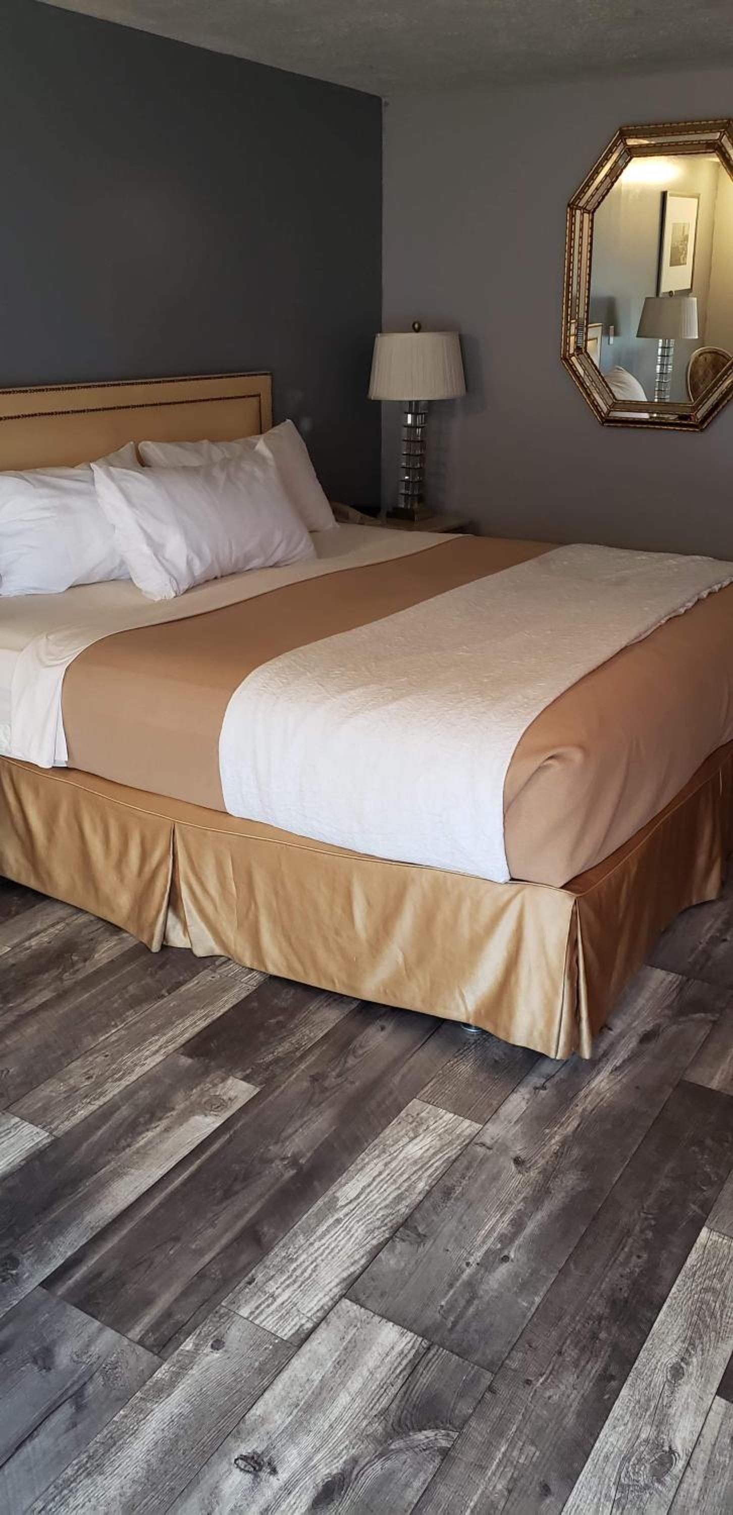 Deer Creek Motel photo 3