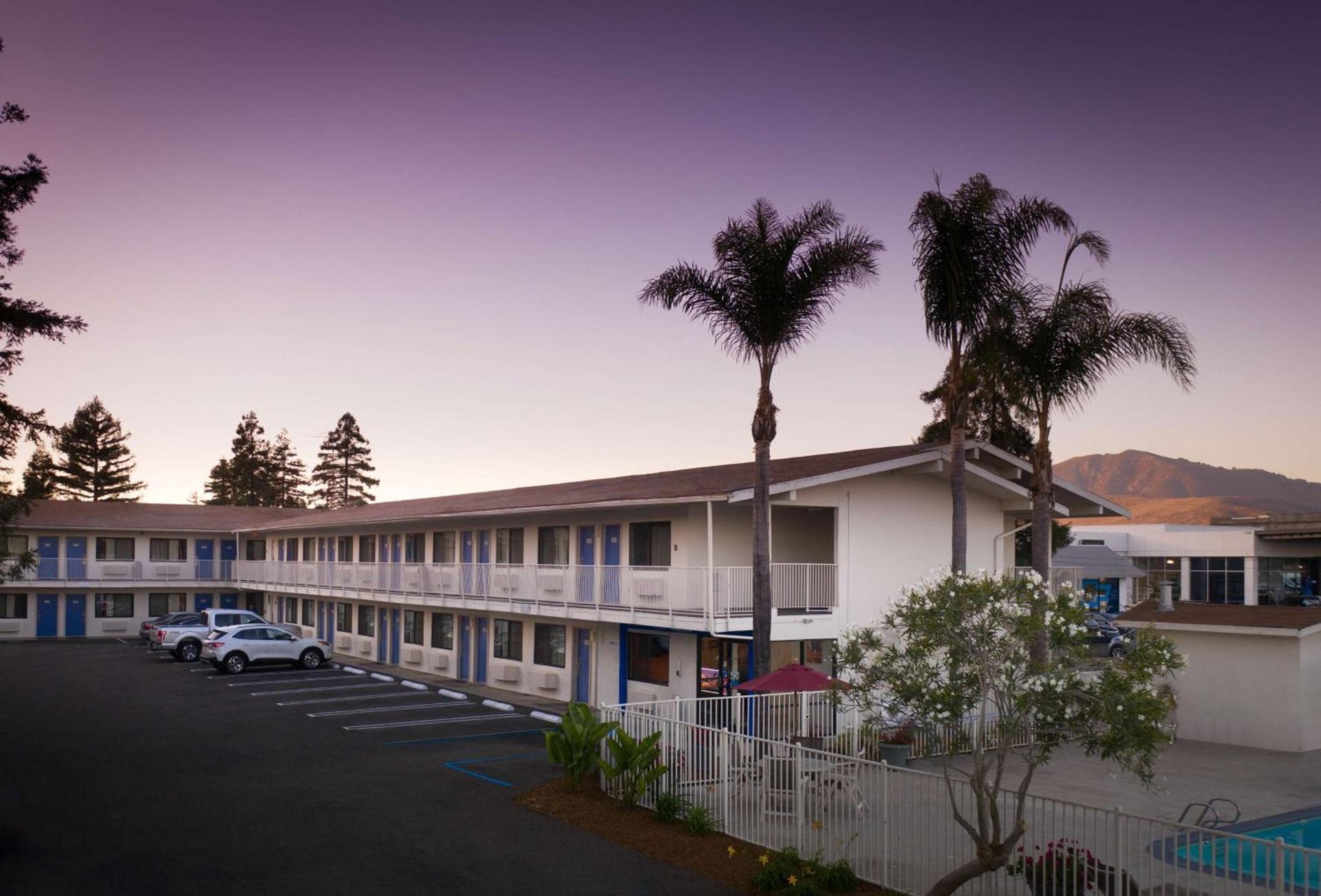 Motel 6 San Luis Obispo, CA - North photo 4