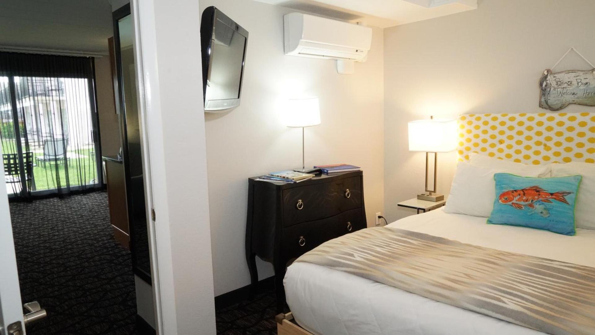 Periwinkle Inn photo 17