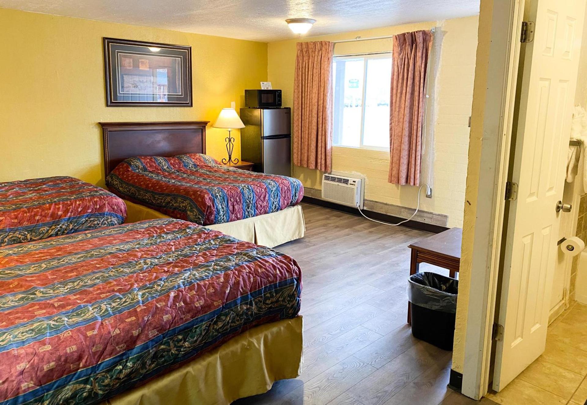 Guest Ranch Motel photo 17