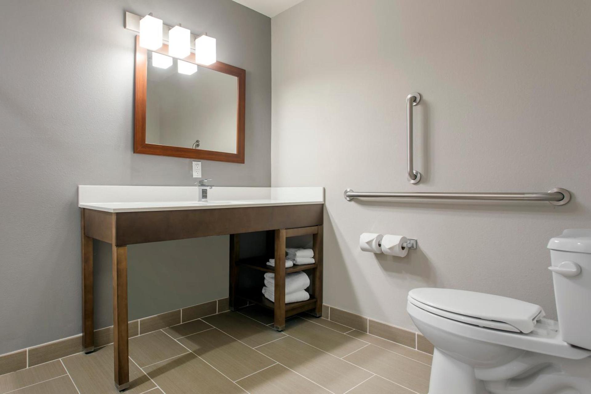 Comfort Suites North Charleston - Ashley Phosphate photo 25