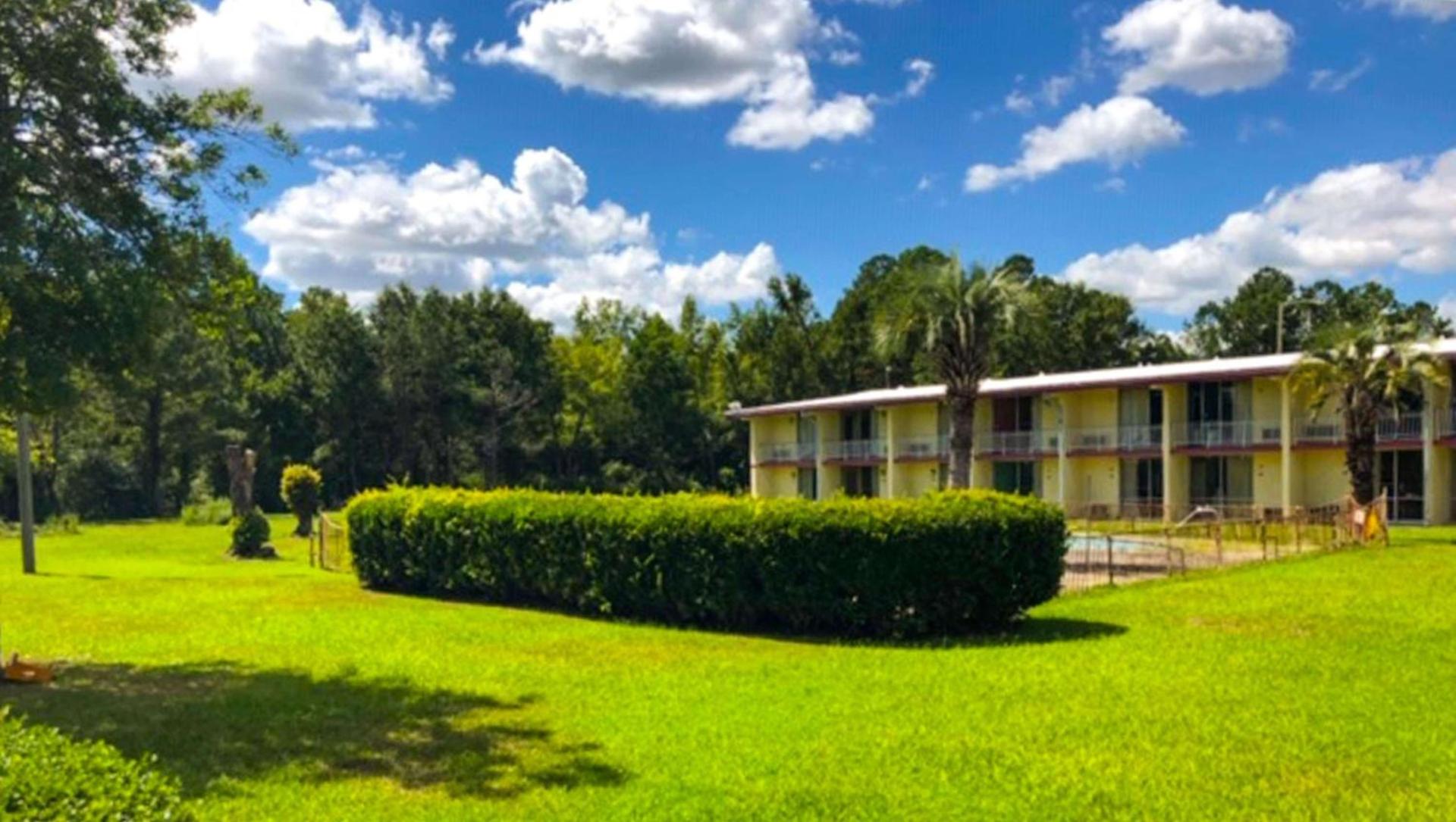 Sunset Inn Manning photo 32