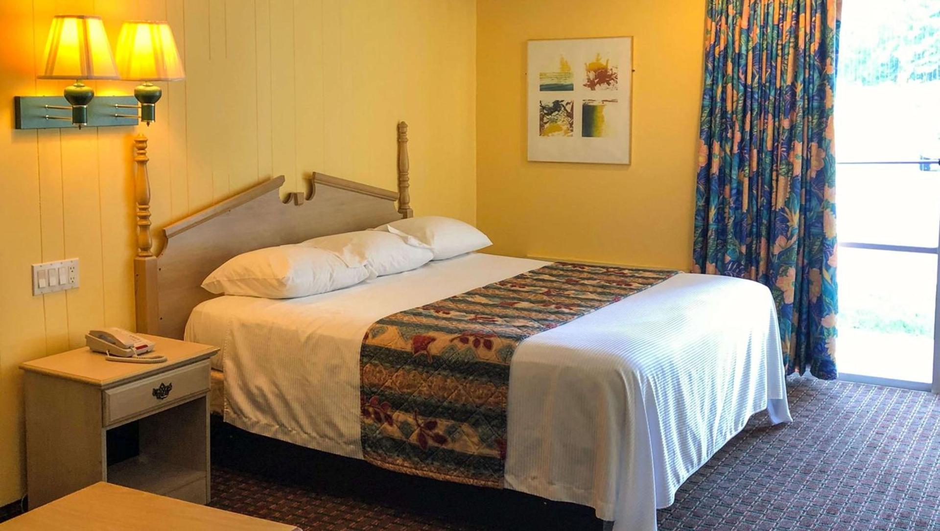Sunset Inn Manning photo 10