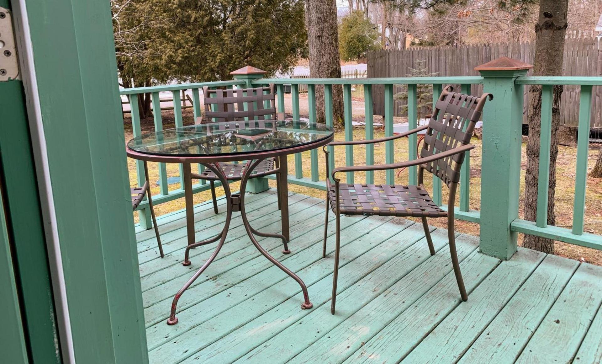Gordon Beach Inn photo 44