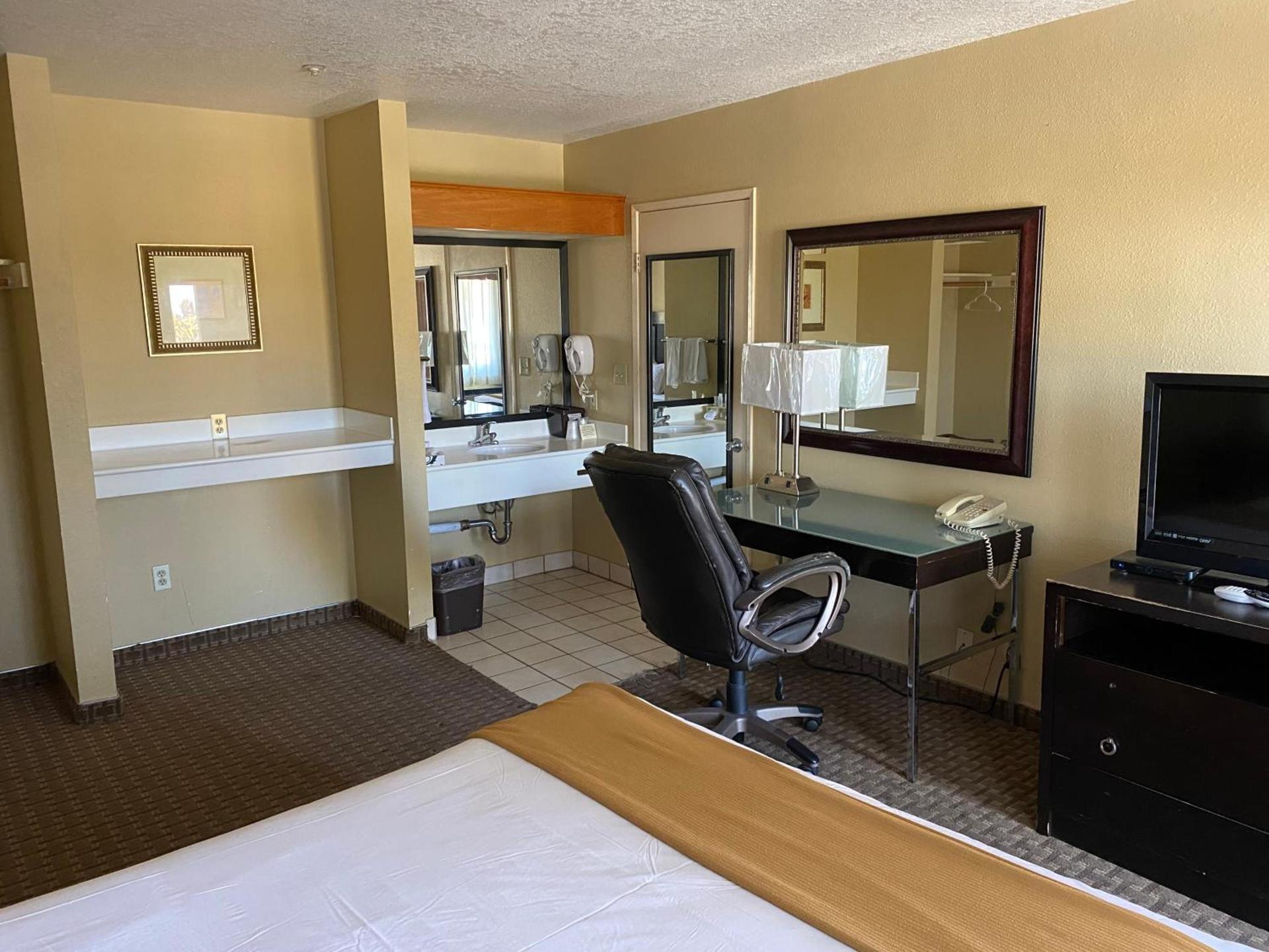 Hotel Silver Lake photo 9