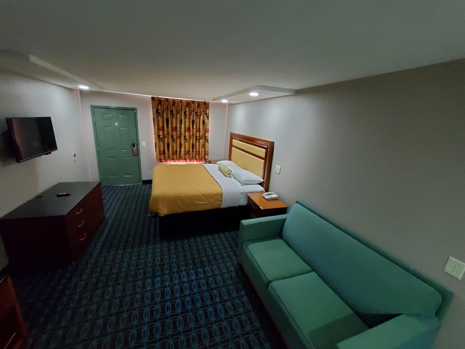 Scottish Inns & Suites photo 4