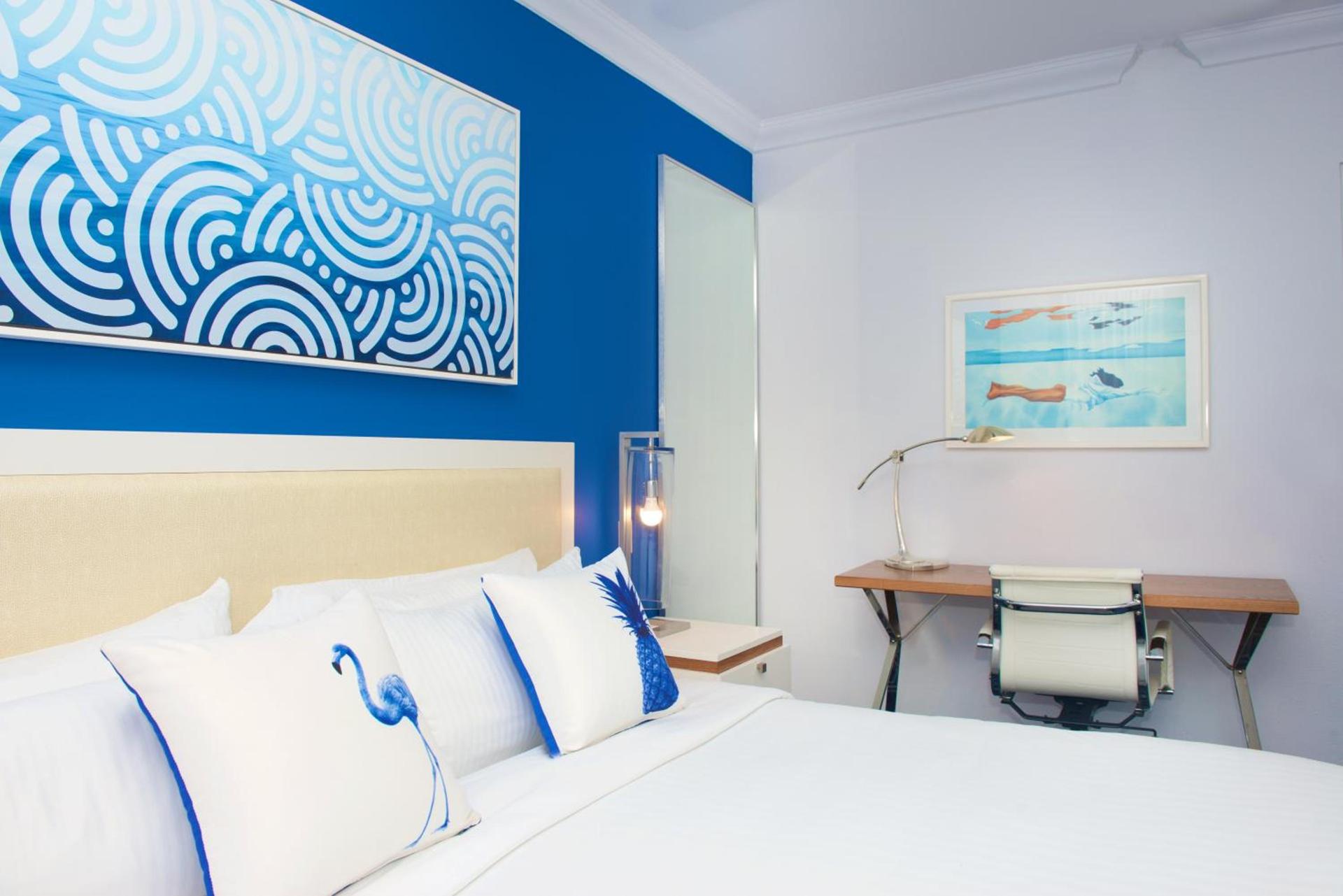 Blue Moon Hotel photo 9