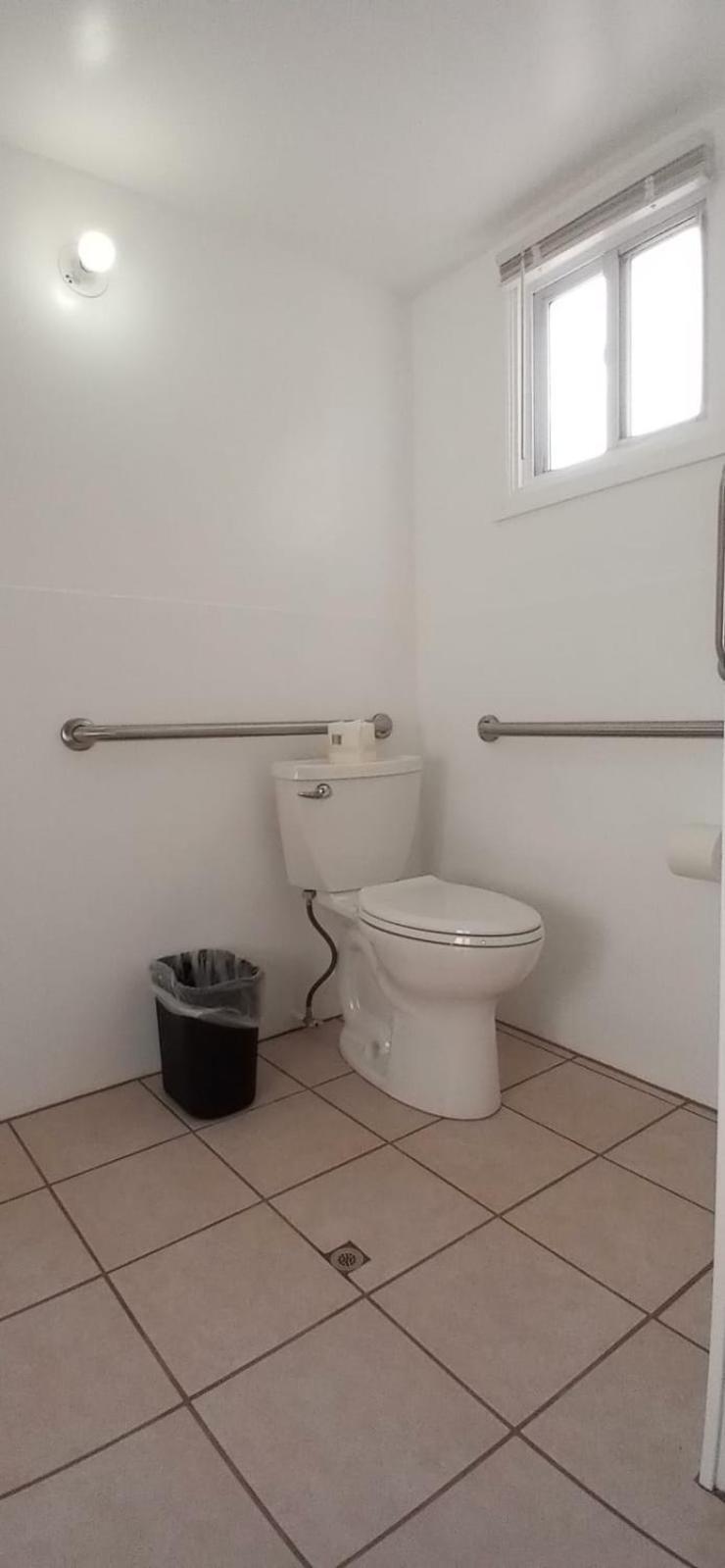 Budget Inn photo 17