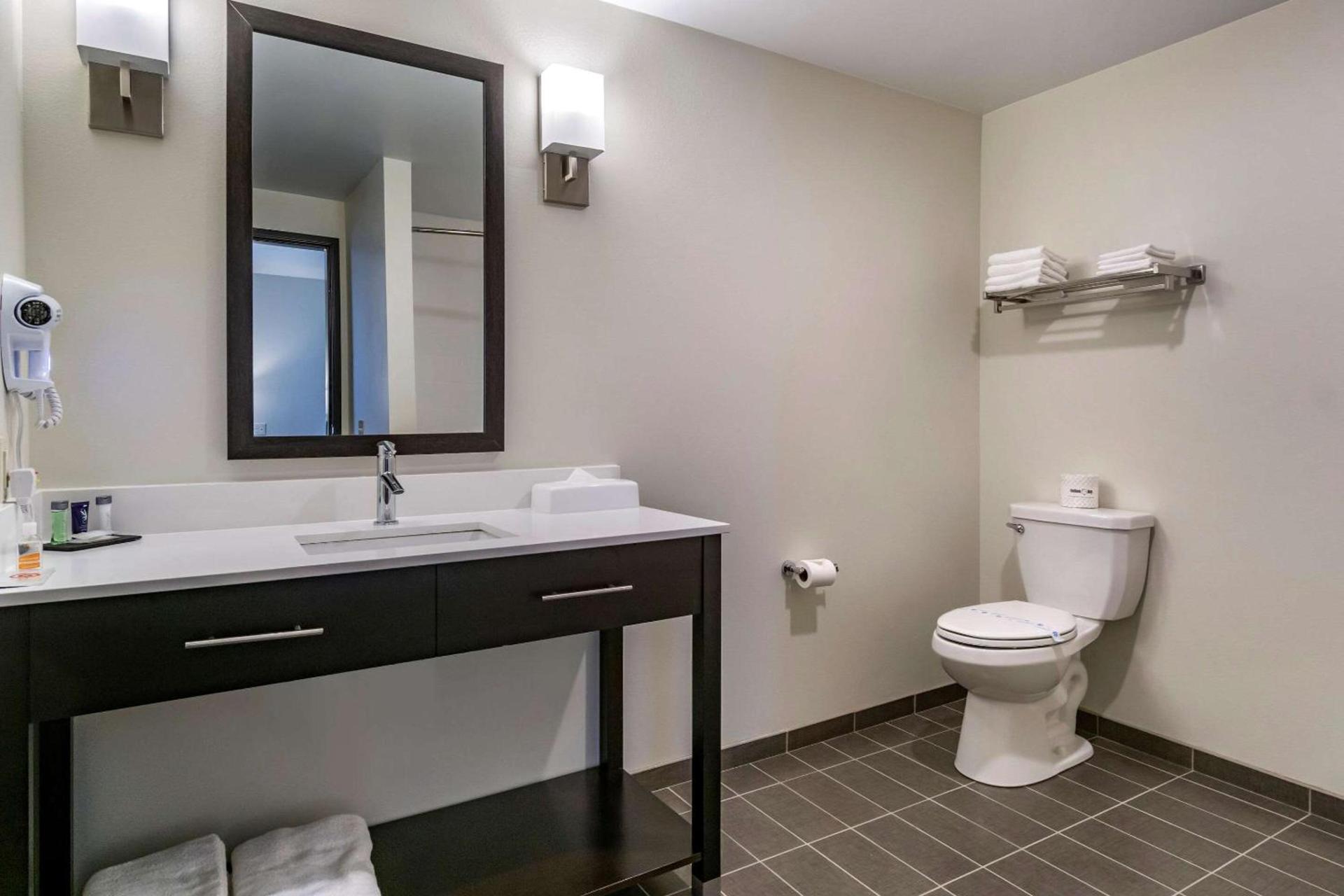 Sleep Inn & Suites Wenatchee-Leavenworth photo 9