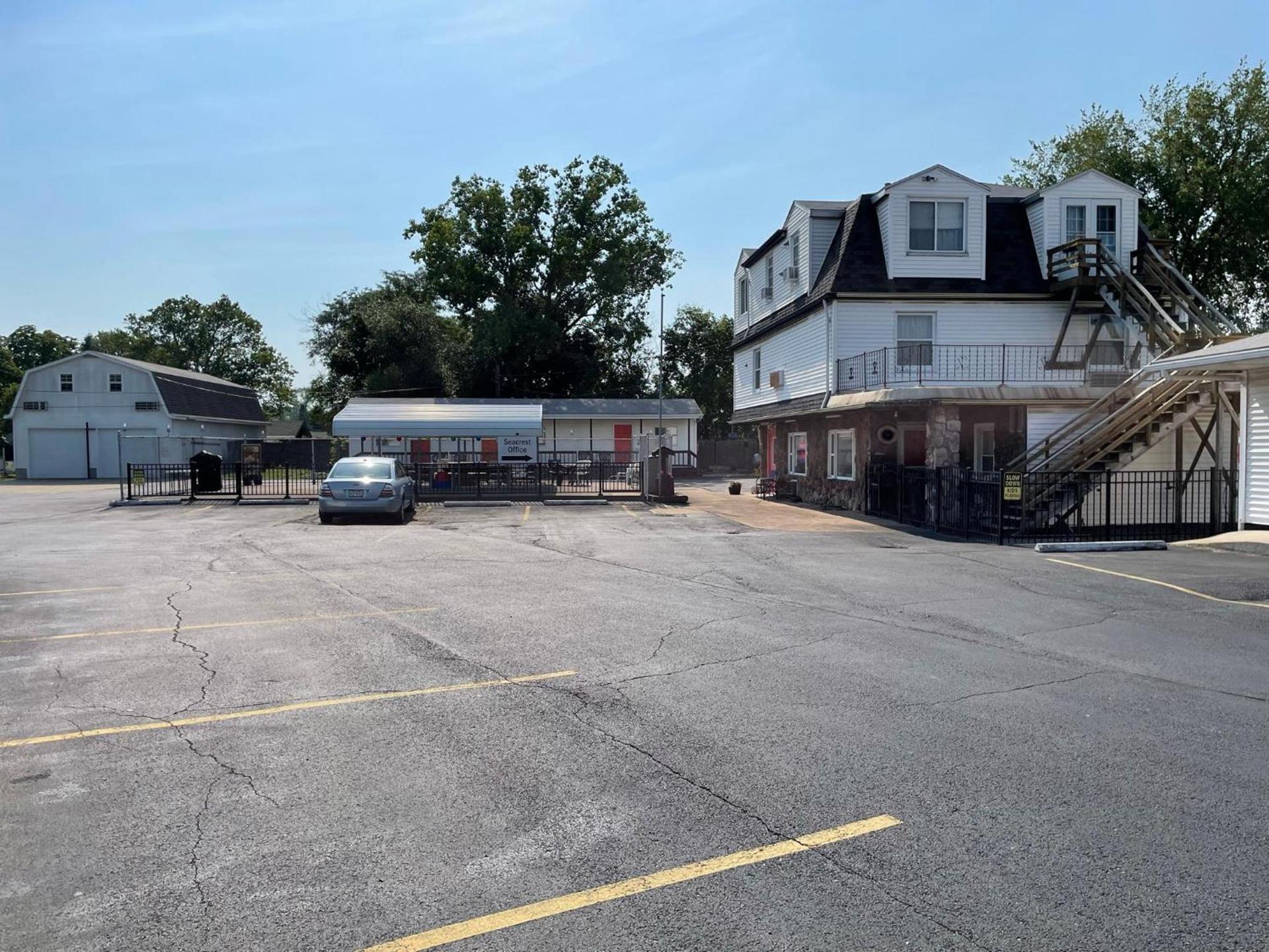 Seacrest Motel photo 41