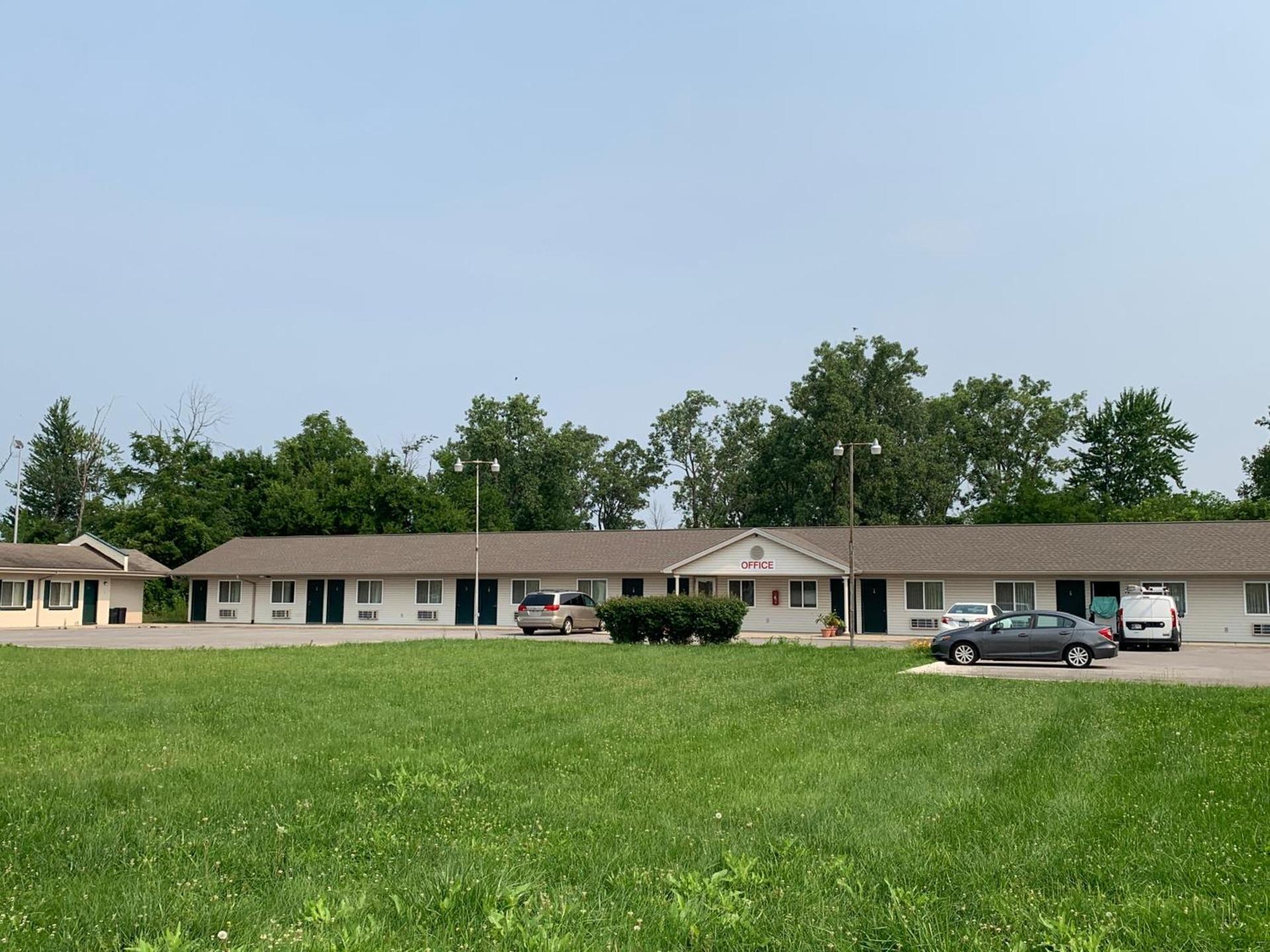 Wayne Motel photo 10
