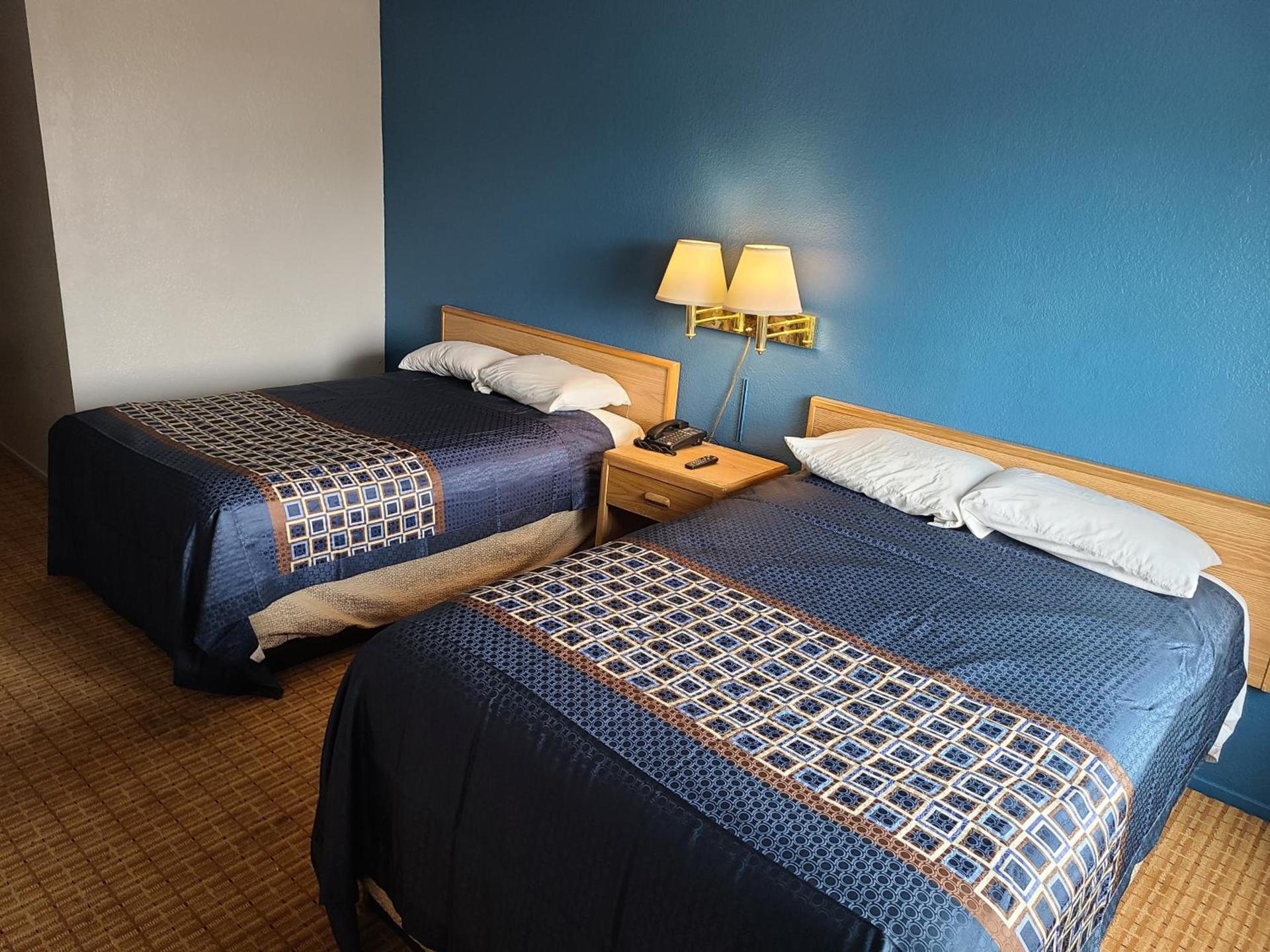 Travelodge by Wyndham Stockton photo 7
