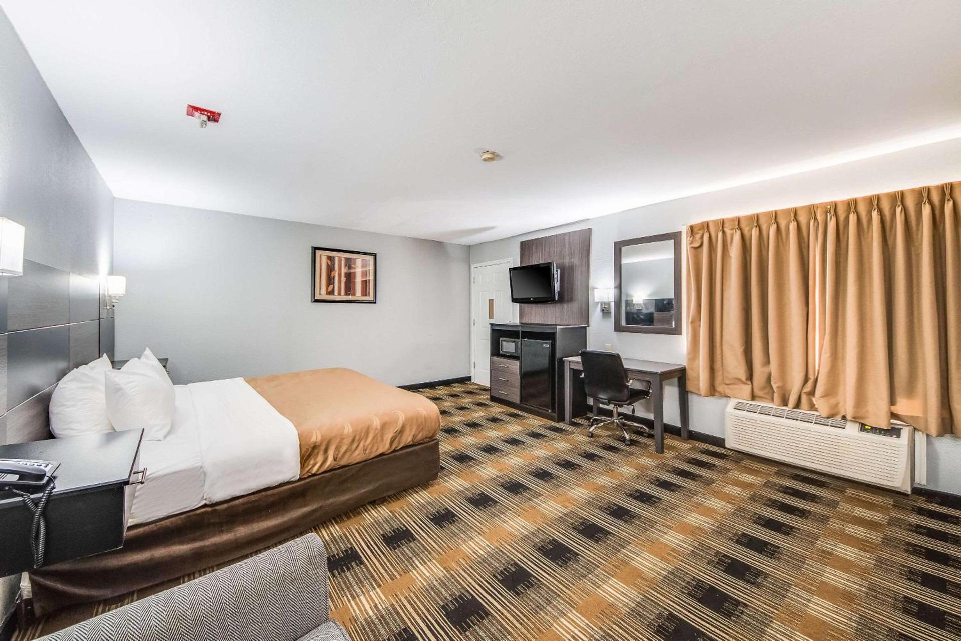Quality Inn Medical Center photo 19