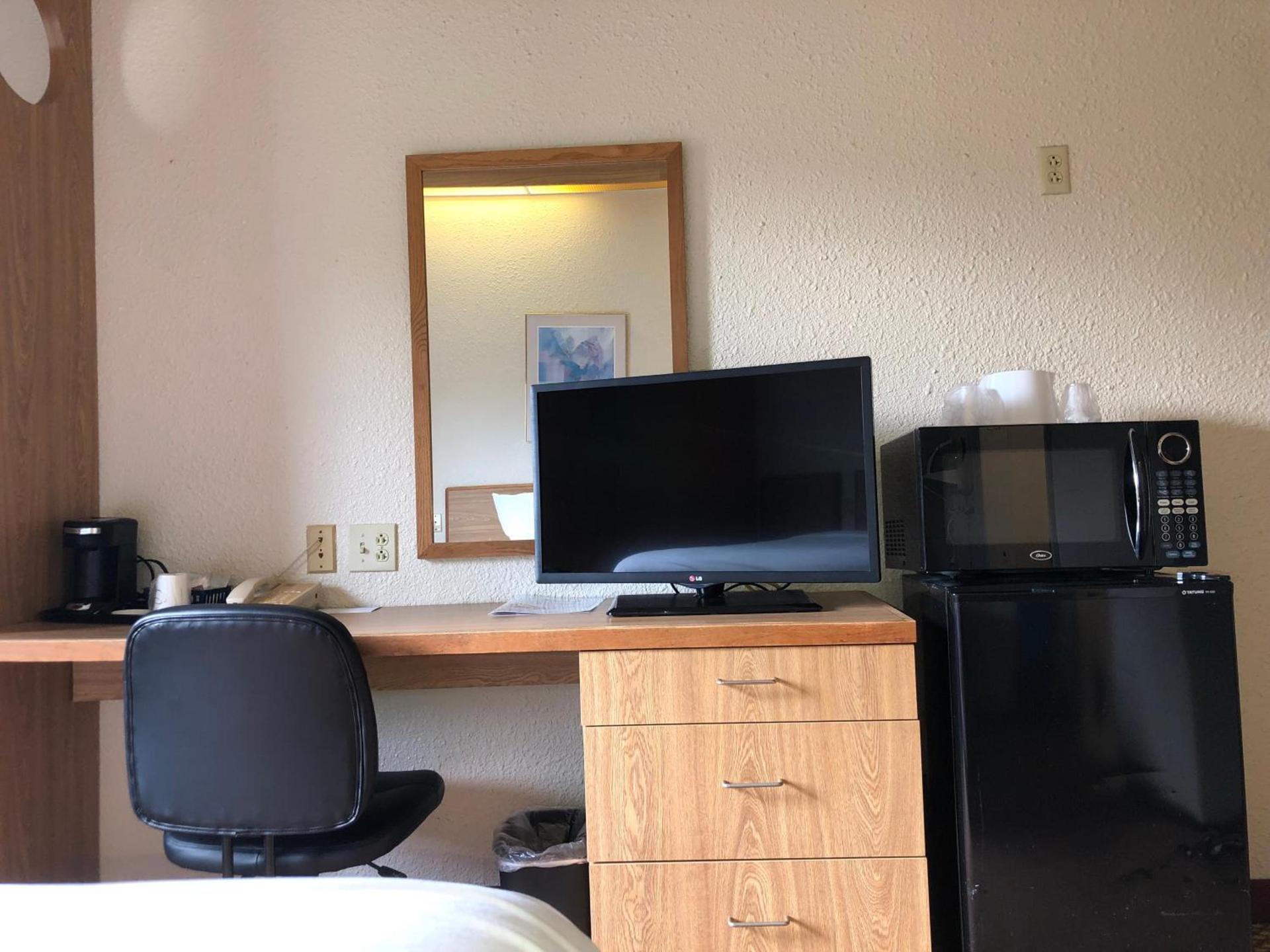 AIRPORT LODGING Pittsburgh Airport photo 24
