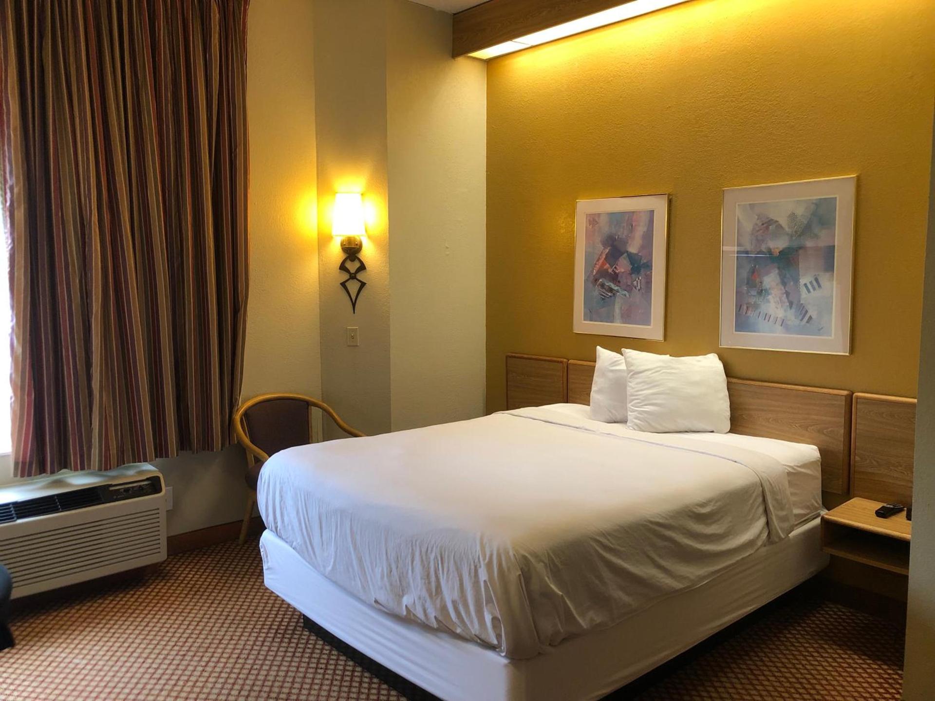 AIRPORT LODGING Pittsburgh Airport photo 18