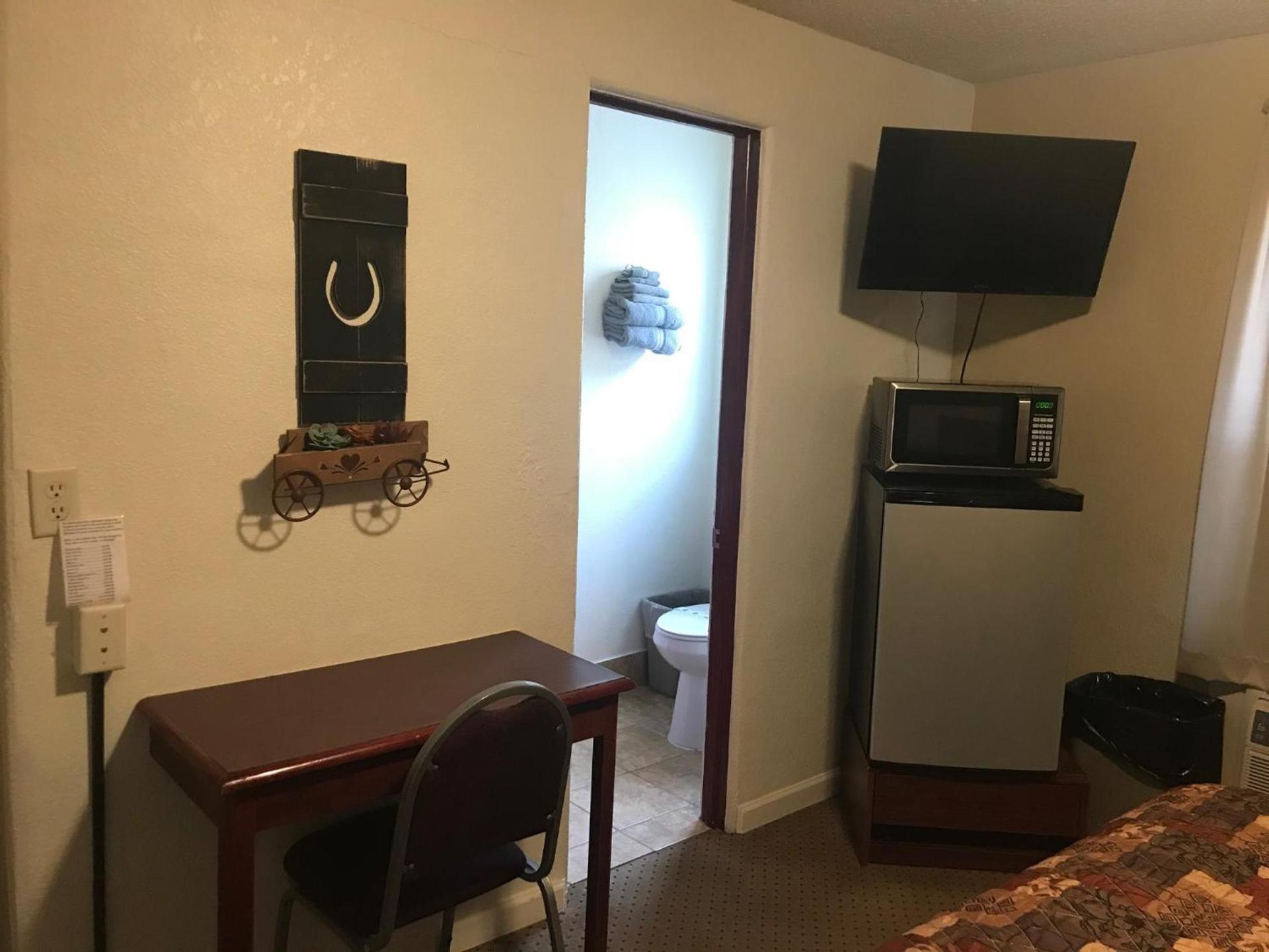 Highland Court Motel photo 6